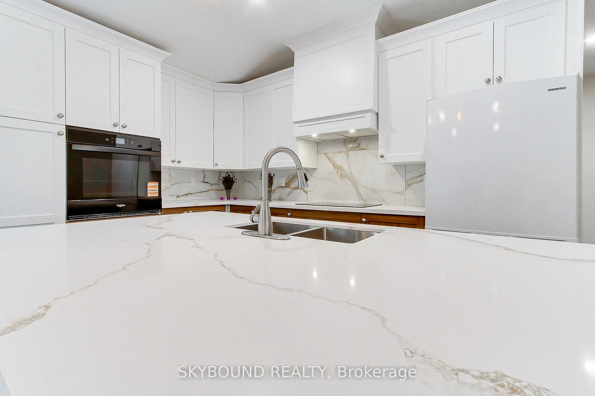 Photo 12 of 2388 25th Side Road, Innisfil, Alcona — HOMEH