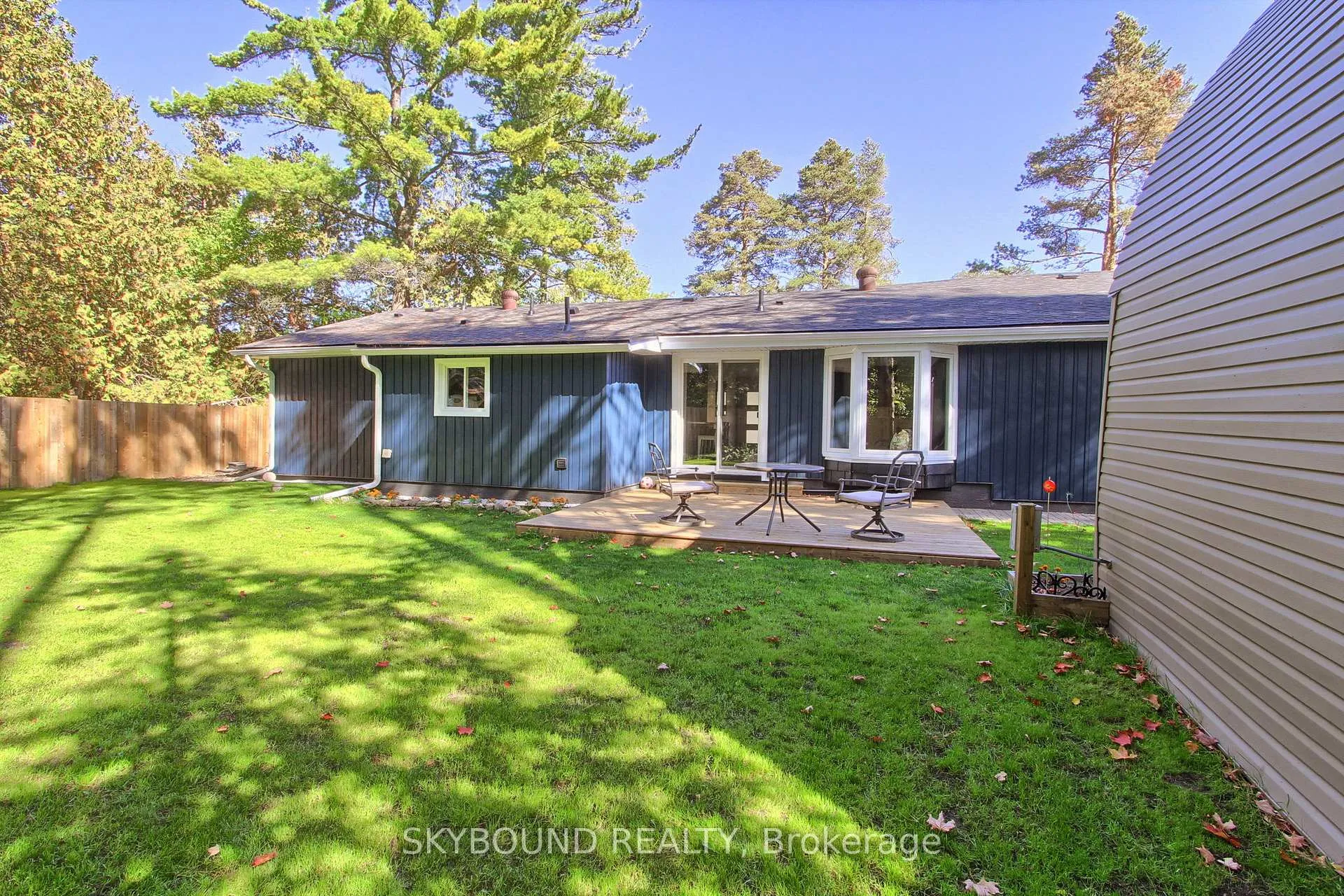 Photo 37 of 2388 25th Side Road, Innisfil, Alcona — HOMEH