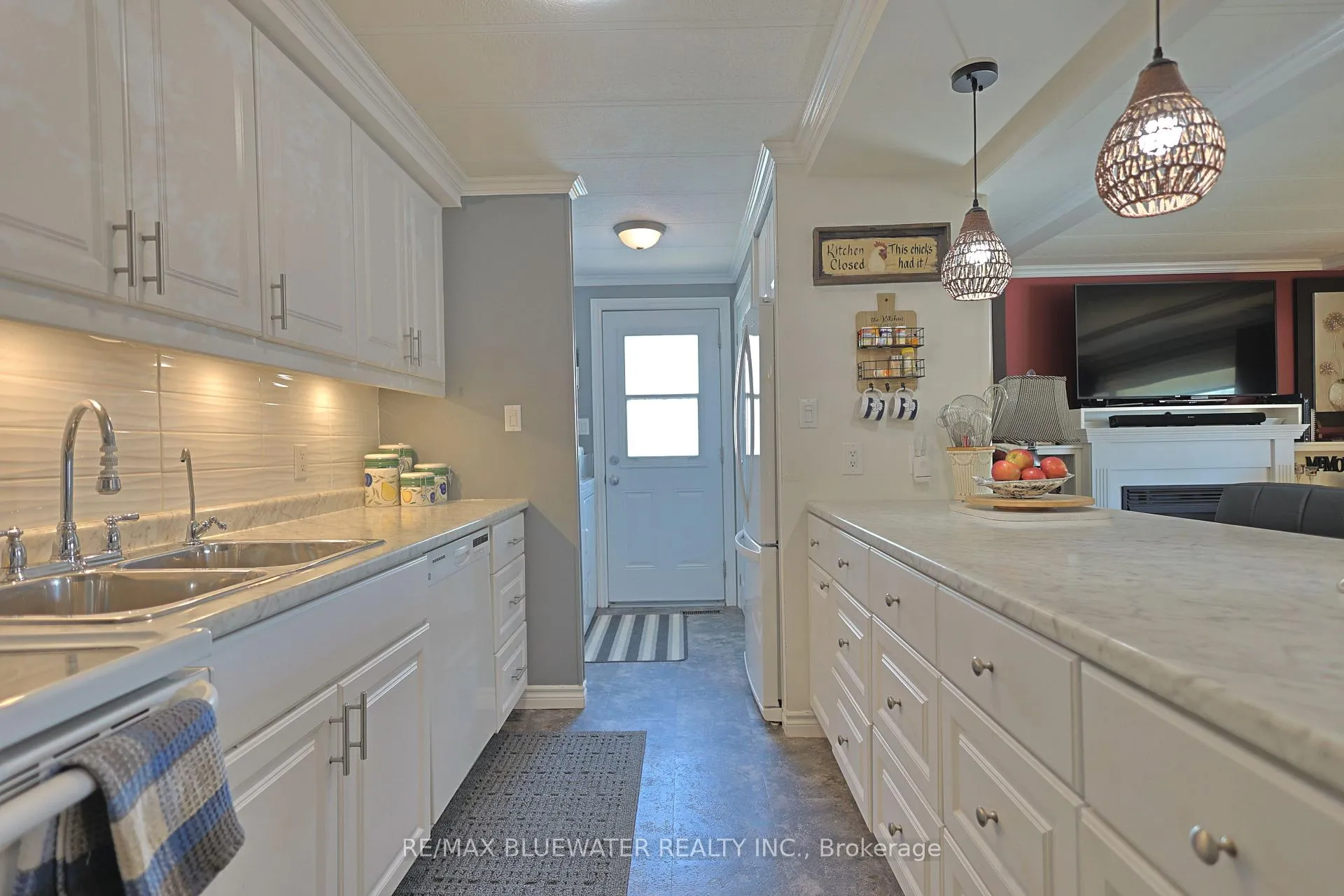 Photo 15 of 227 Pebble Beach Parkway, South Huron, Stephen — HOMEH