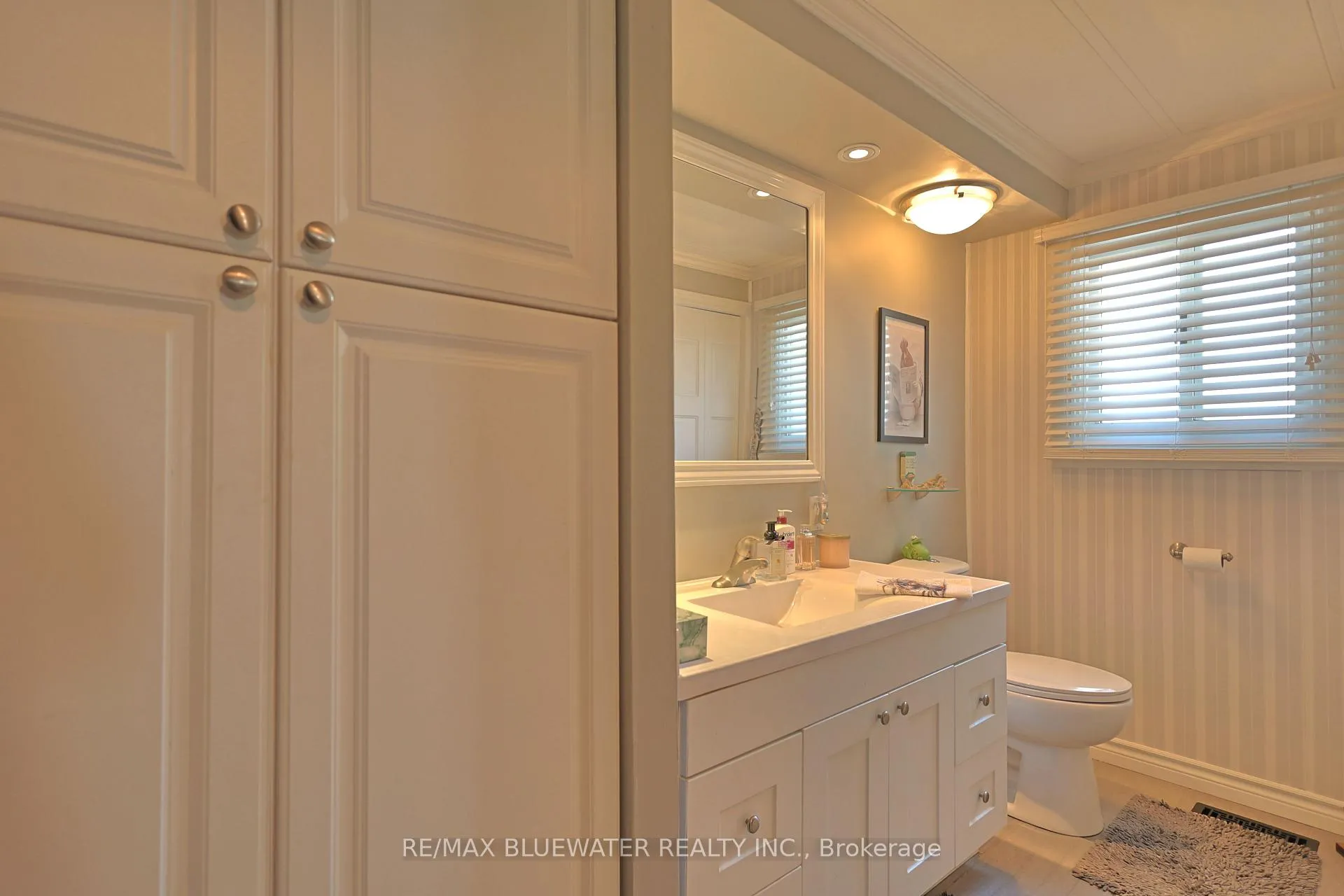 Photo 34 of 227 Pebble Beach Parkway, South Huron, Stephen — HOMEH