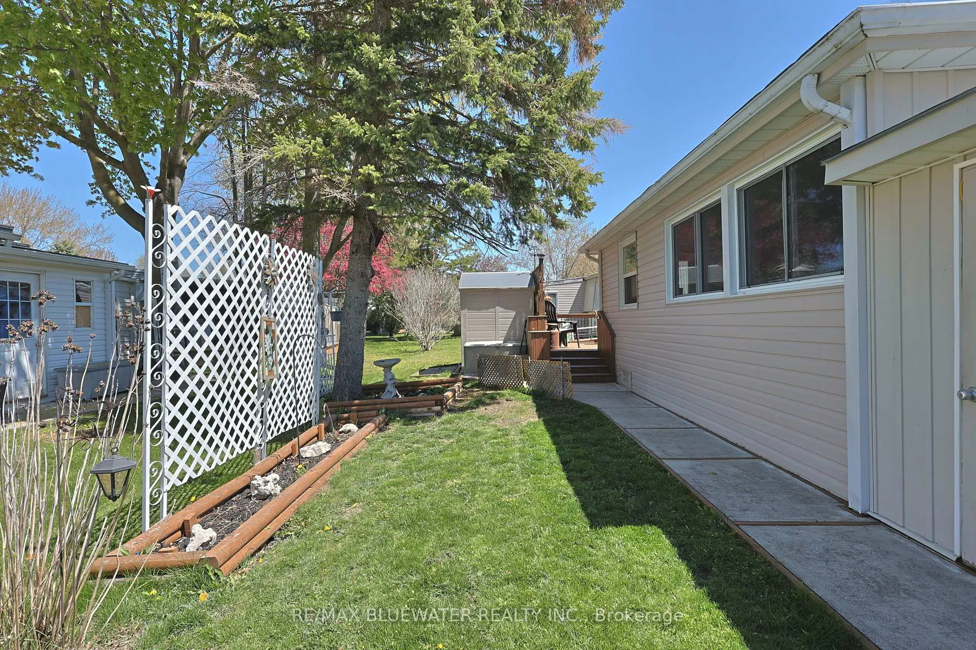 Photo 45 of 227 Pebble Beach Parkway, South Huron, Stephen — HOMEH