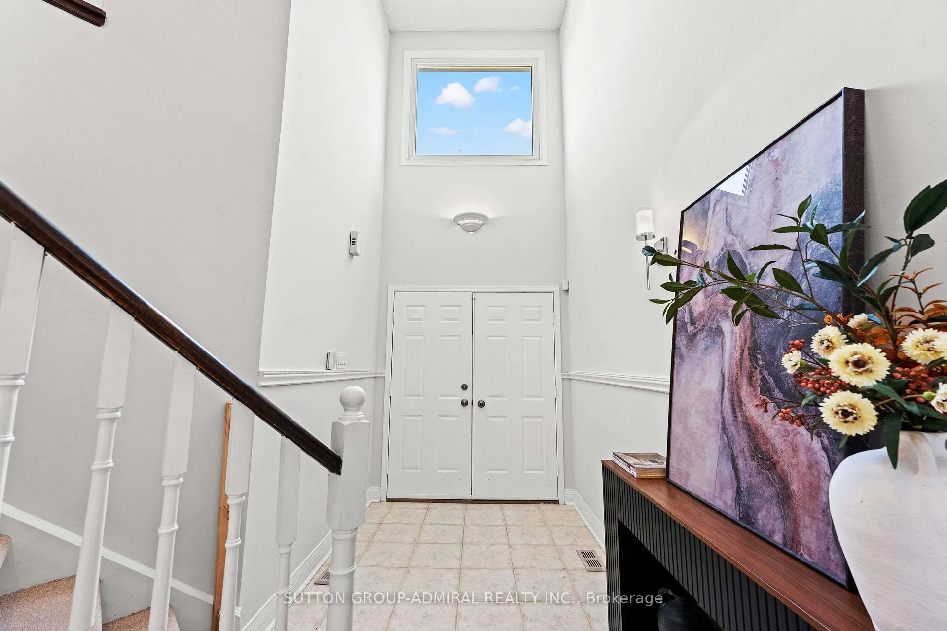 Photo 4 of 27 Ramblewood Lane, Vaughan, Brownridge — HOMEH