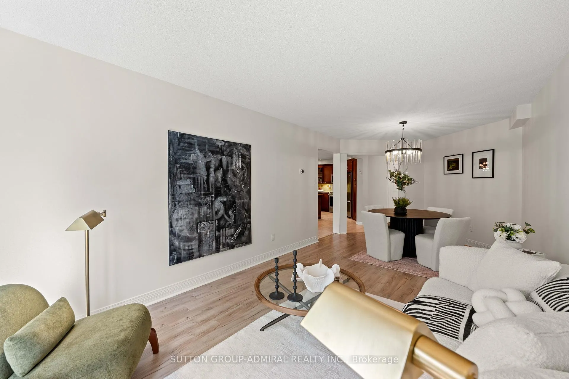 Photo 18 of 27 Ramblewood Lane, Vaughan, Brownridge — HOMEH