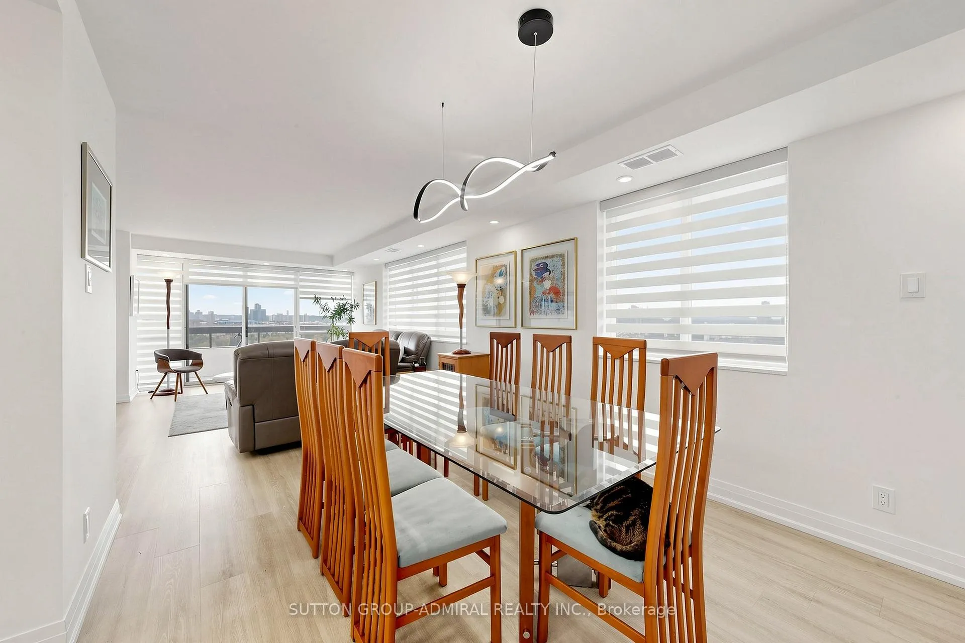 Photo 13 of Unit 1809, 8111 Yonge Street, Markham, Royal Orchard — HOMEH