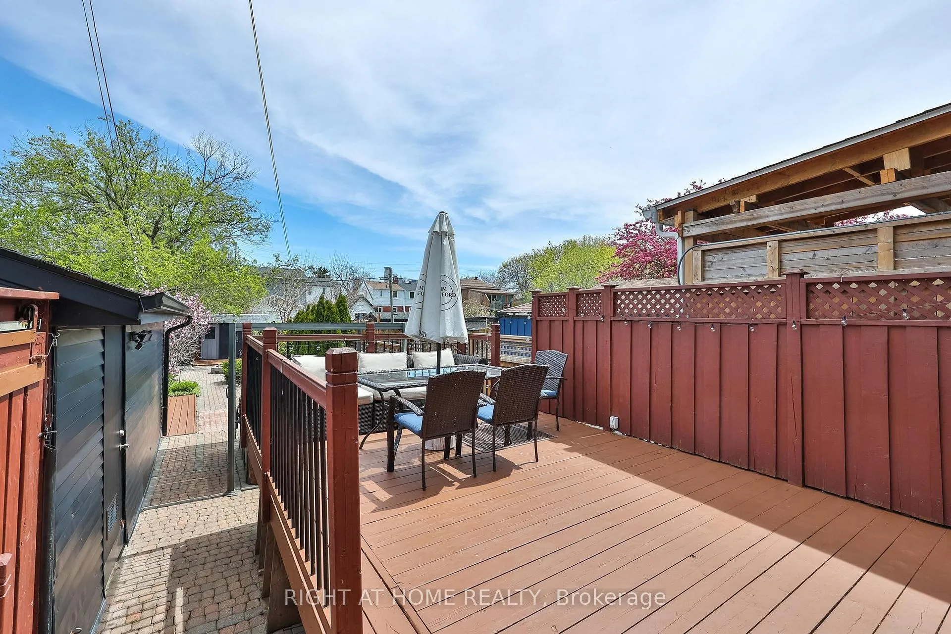 Photo 21 of 35 Dayton Avenue, Etobicoke, Stonegate-Queensway — HOMEH