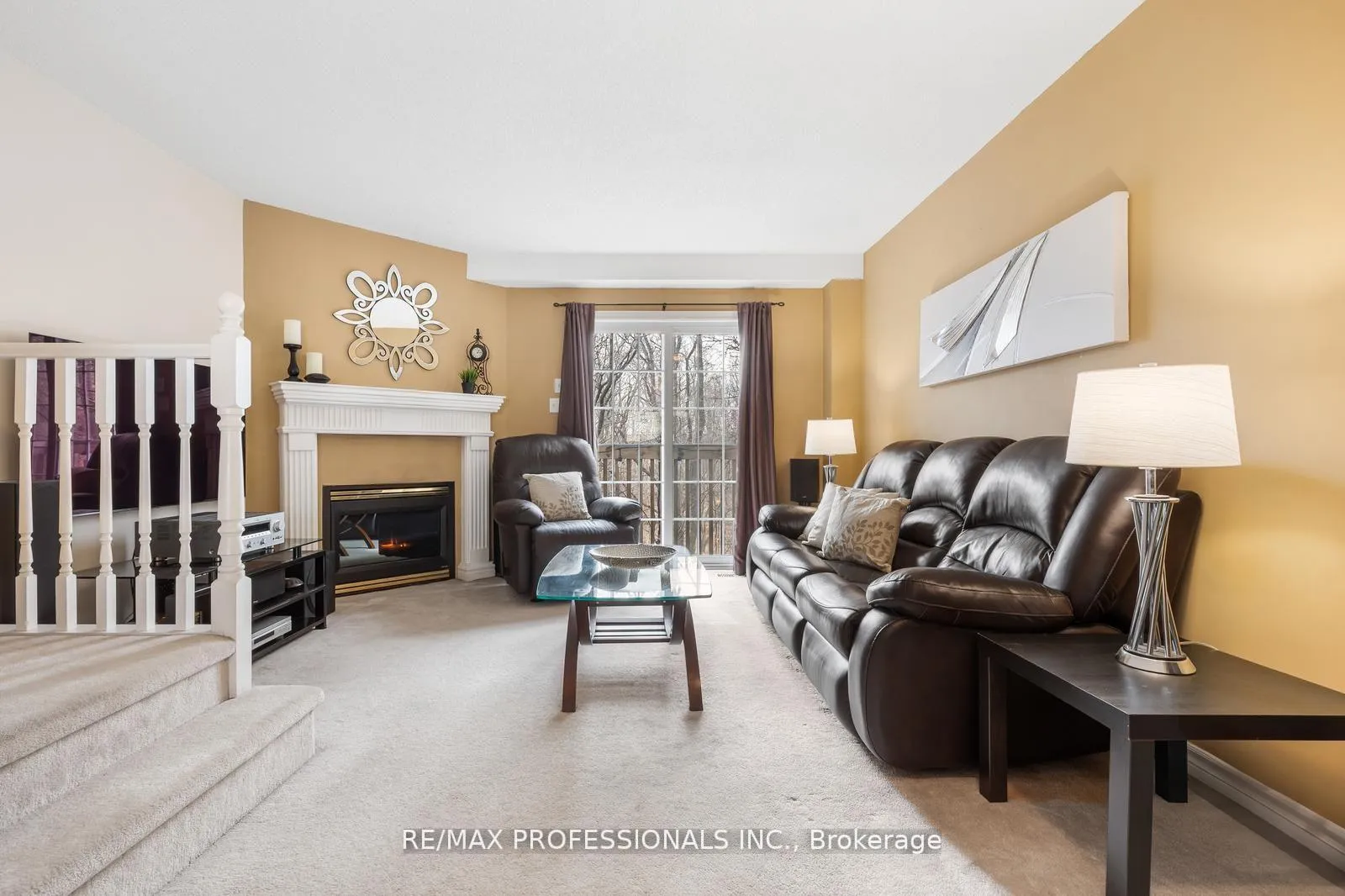 Photo 2 of Unit 65, 3480 Upper Middle Road, Burlington, Palmer — HOMEH