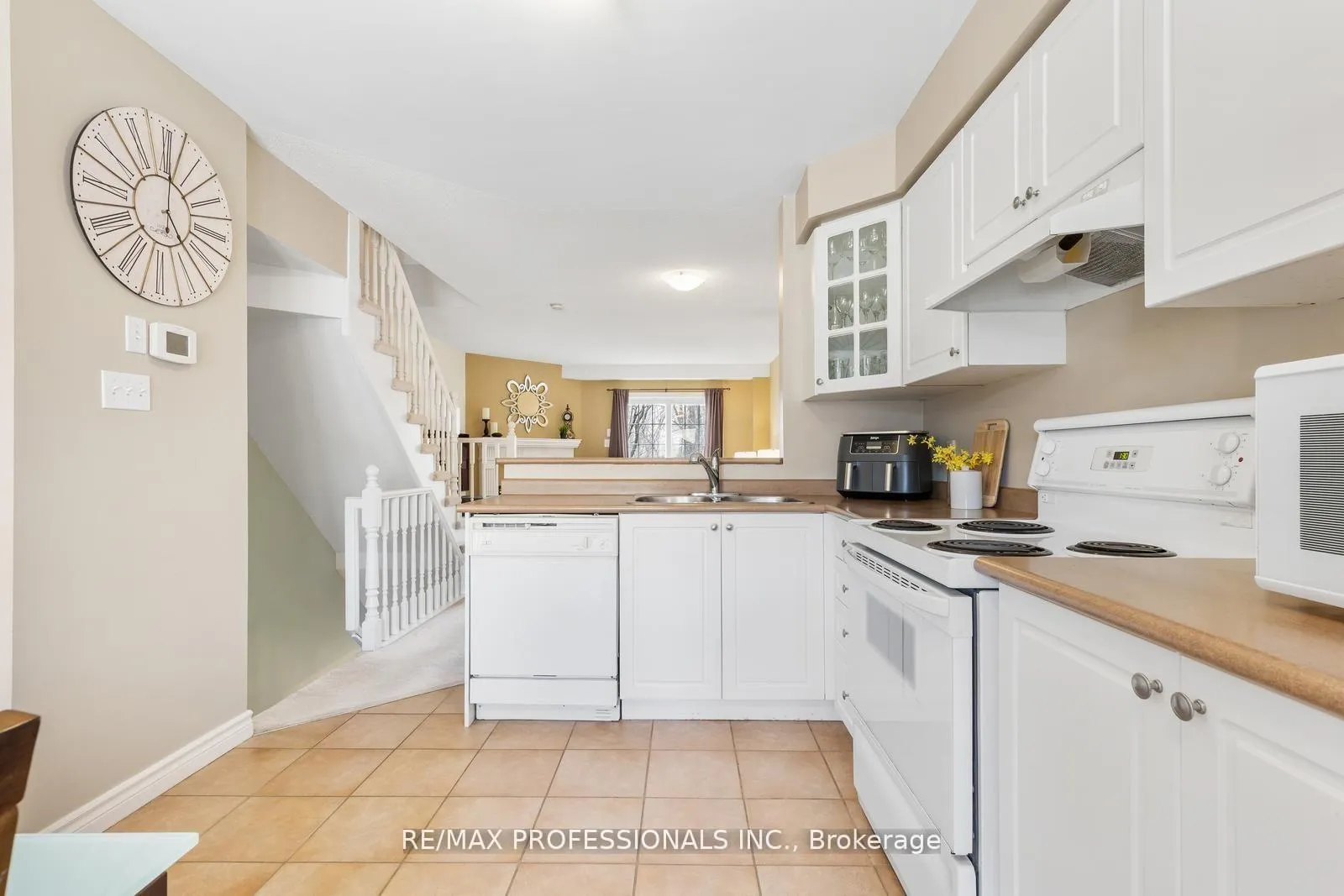 Photo 11 of Unit 65, 3480 Upper Middle Road, Burlington, Palmer — HOMEH