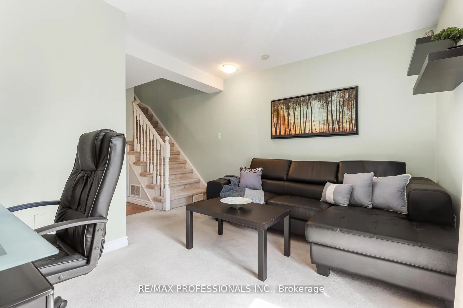 Photo 26 of Unit 65, 3480 Upper Middle Road, Burlington, Palmer — HOMEH