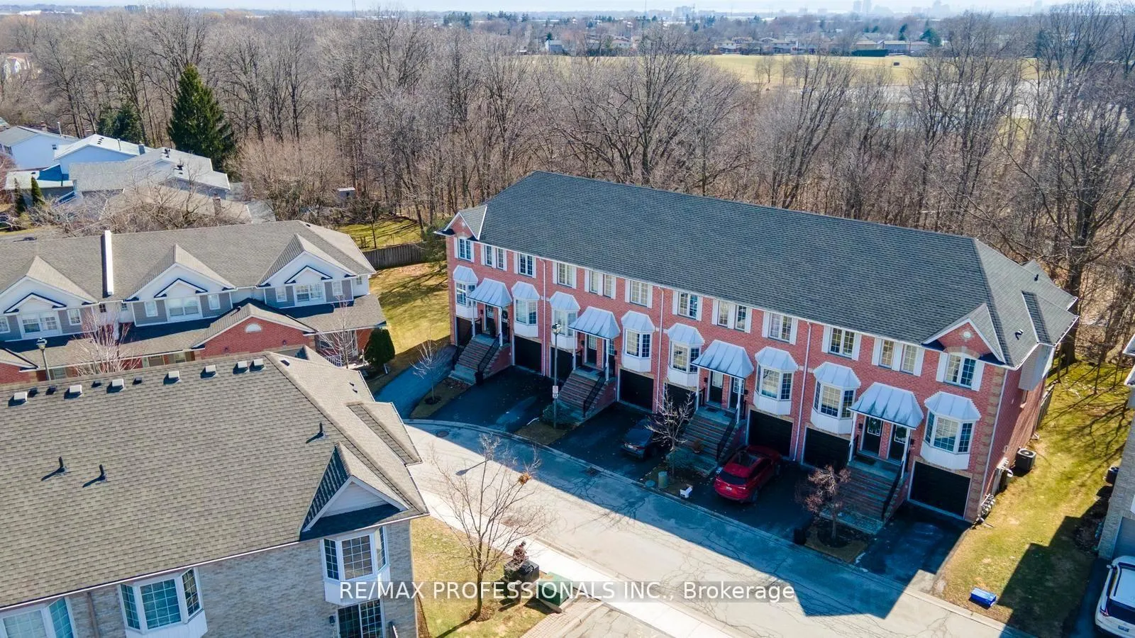 Photo 31 of Unit 65, 3480 Upper Middle Road, Burlington, Palmer — HOMEH
