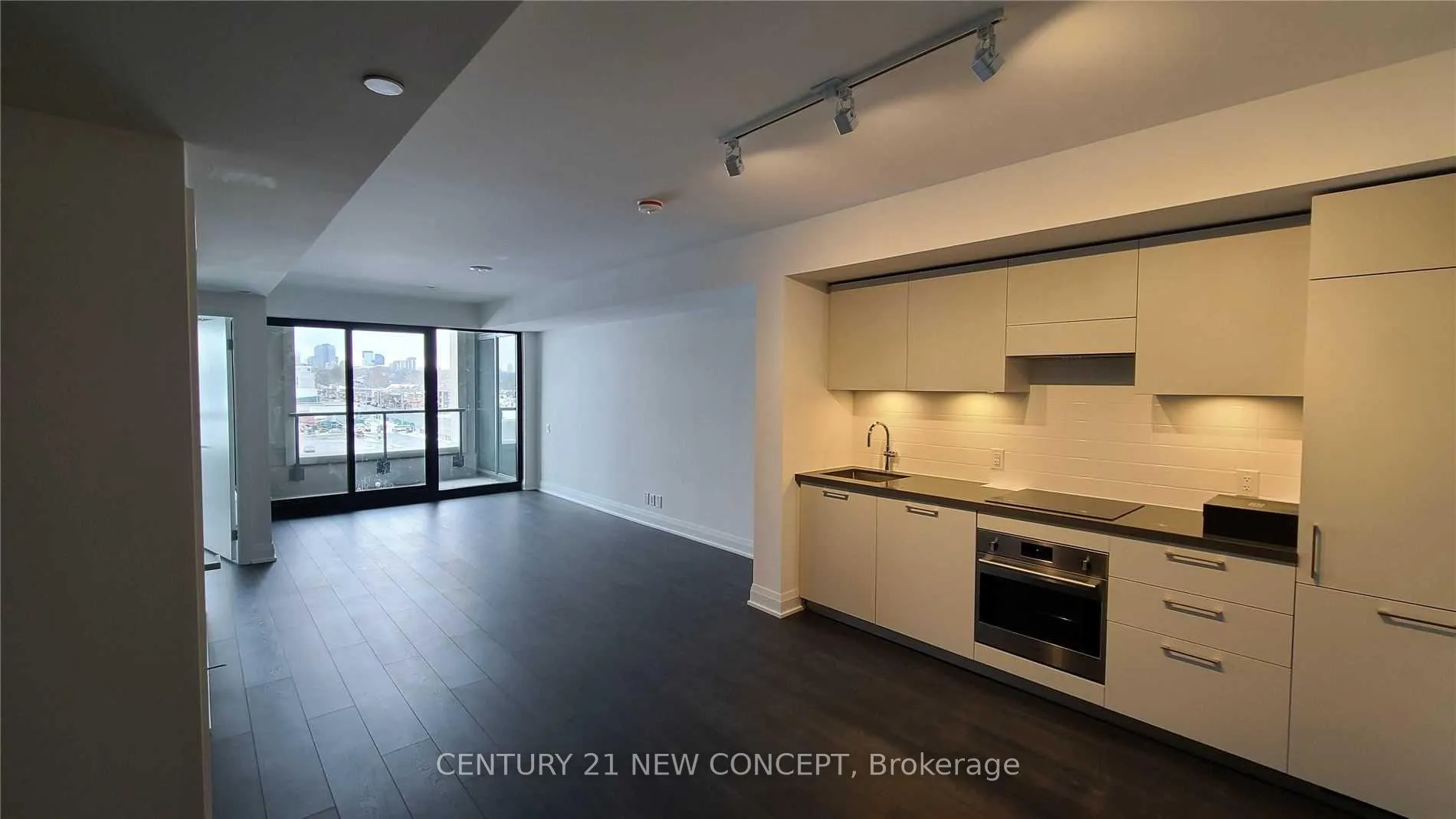 Photo 4 of Unit 518, 33 Frederick Todd Way, Toronto, Thorncliffe Park — HOMEH