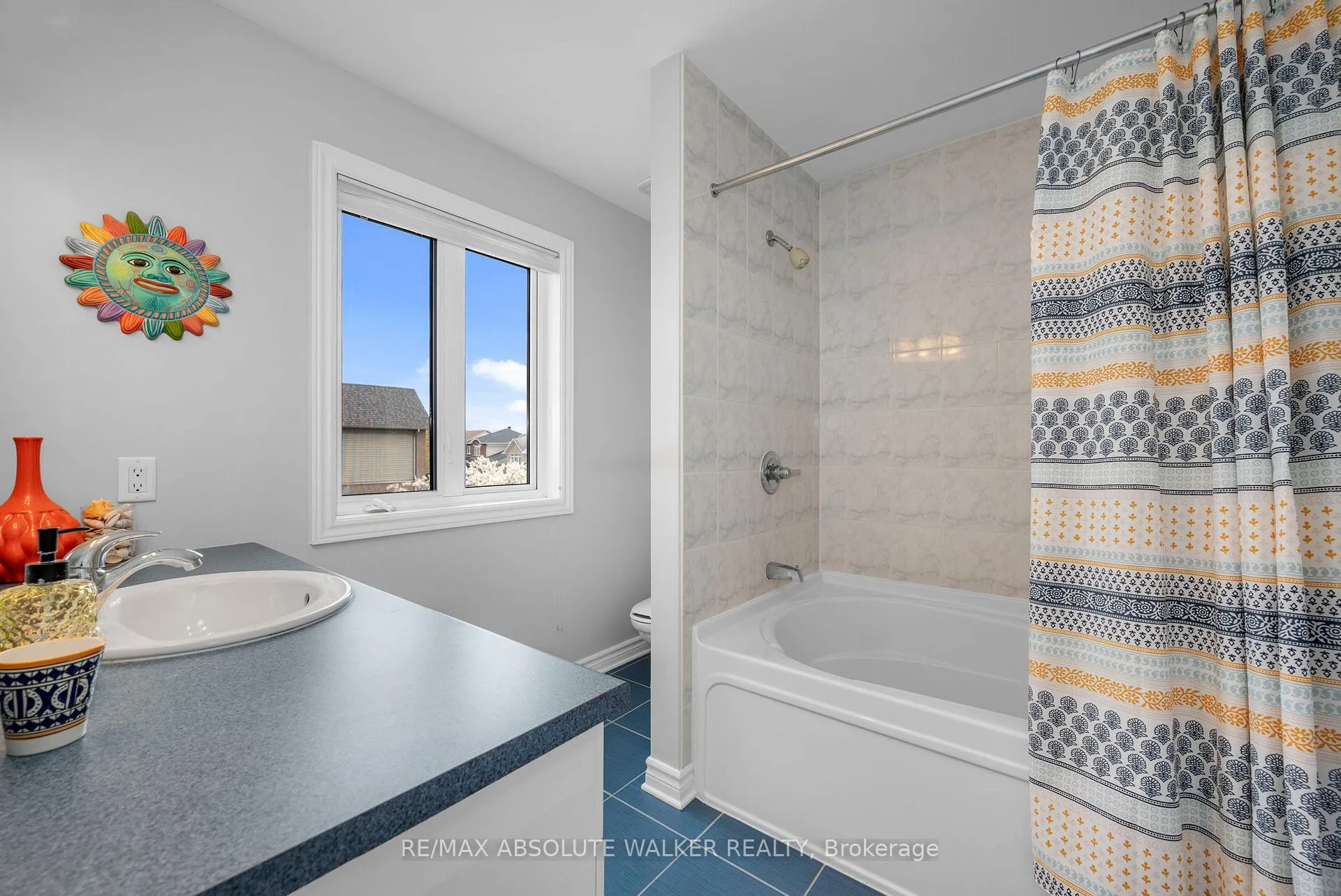 Photo 20 of 314 Oakcrest Way, Ottawa, Avalon East — HOMEH