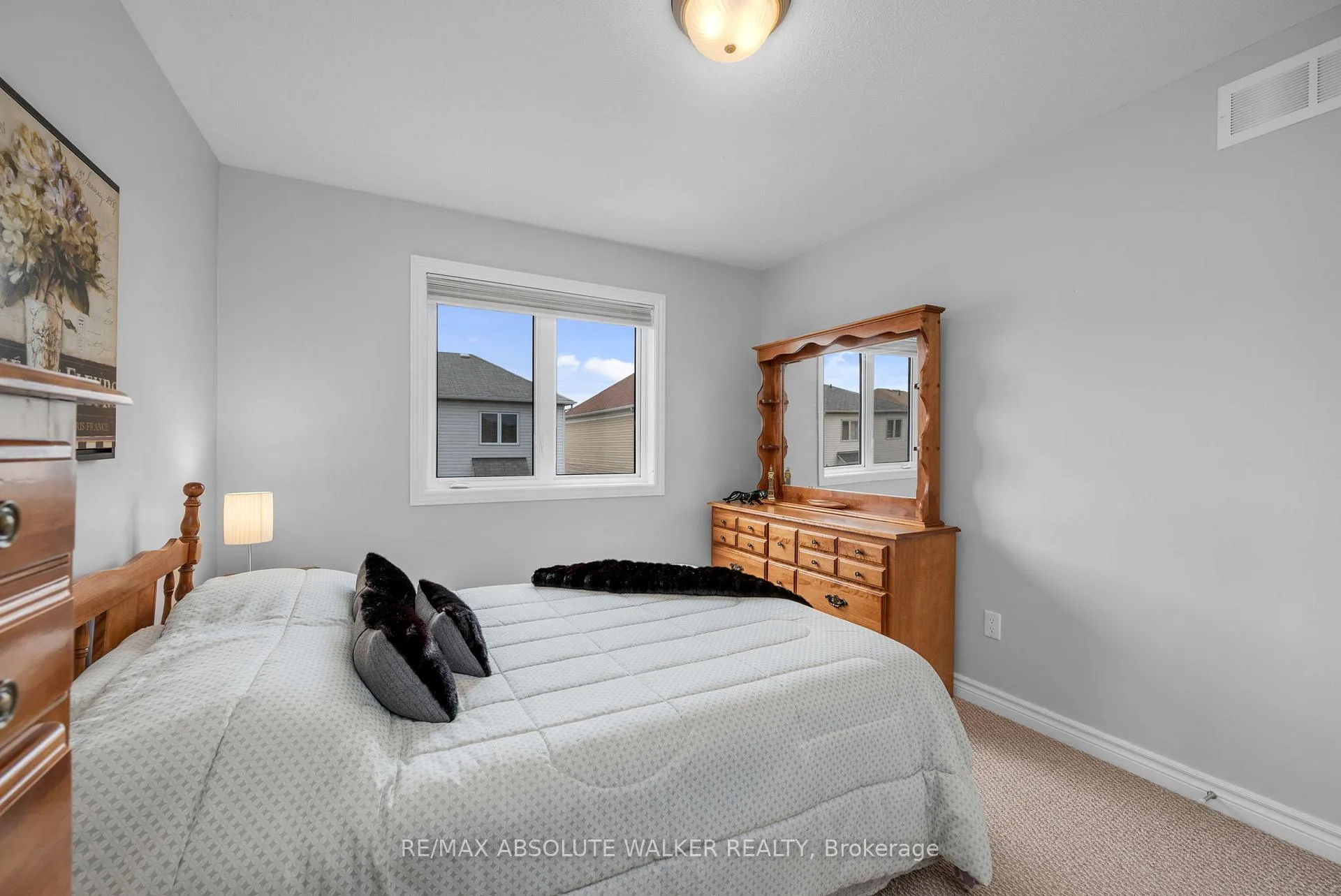 Photo 23 of 314 Oakcrest Way, Ottawa, Avalon East — HOMEH