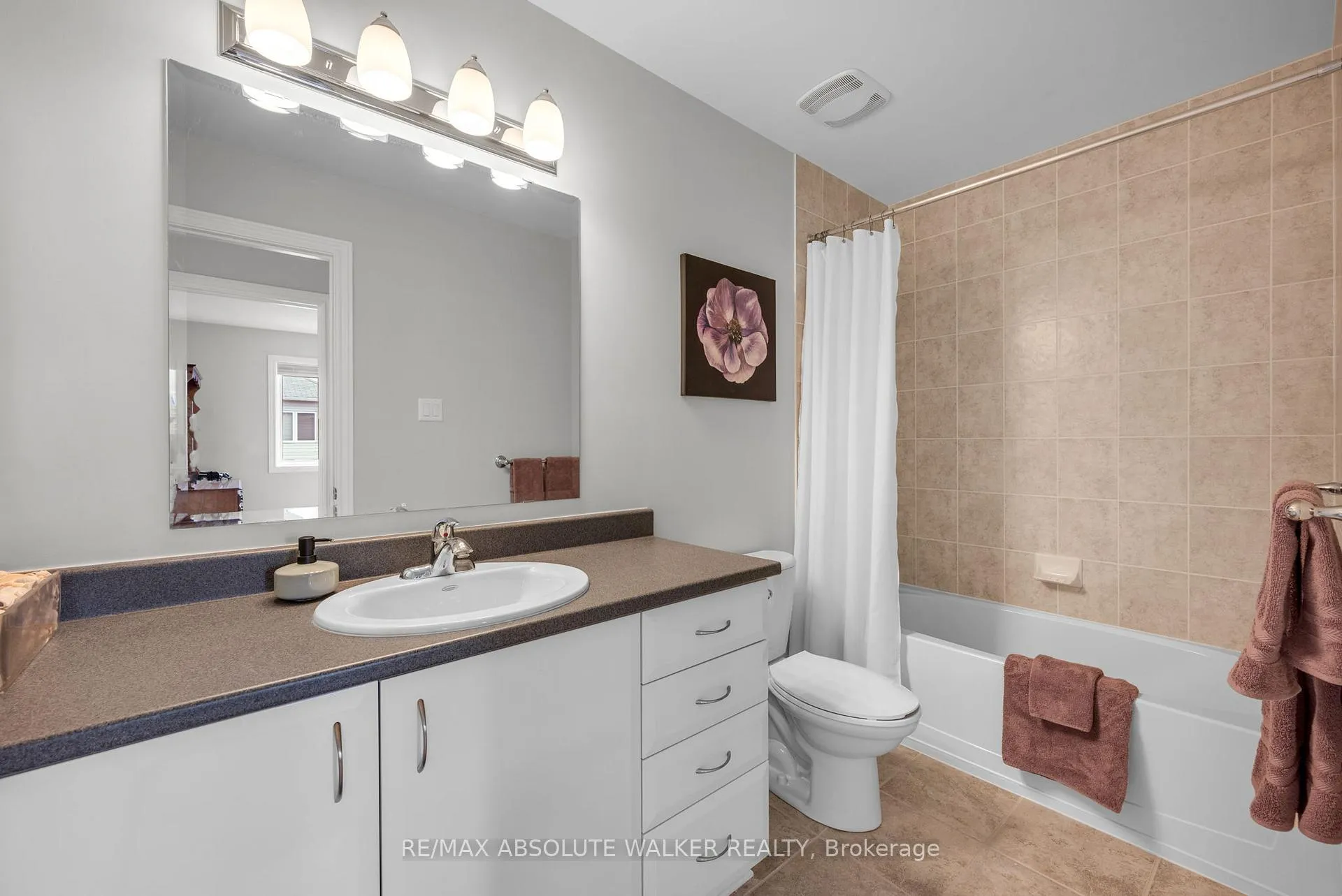 Photo 26 of 314 Oakcrest Way, Ottawa, Avalon East — HOMEH