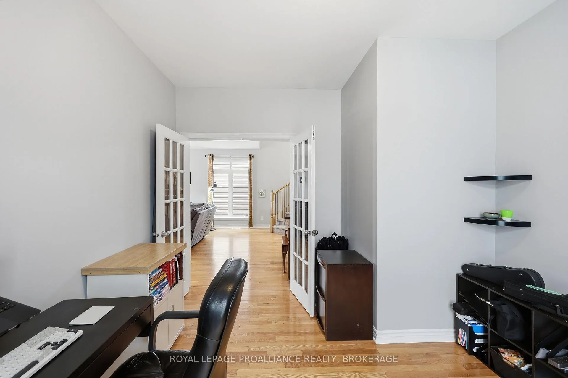Photo 14 of 680 Fieldstone Drive, Kingston, Kingston East (Incl Barret Crt) — HOMEH