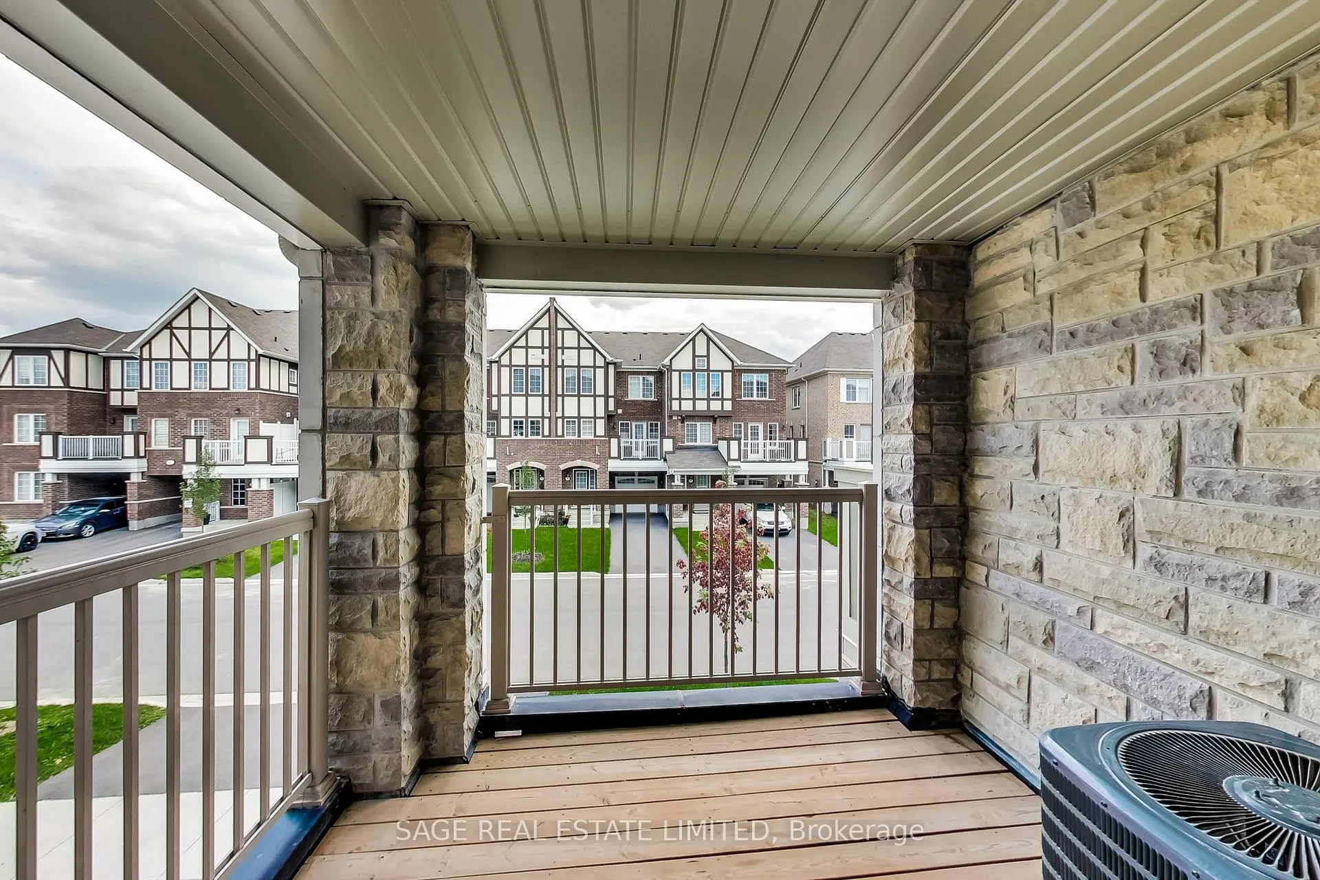 Photo 14 of 10 Goldeye Street, Whitby, Rural Whitby — HOMEH