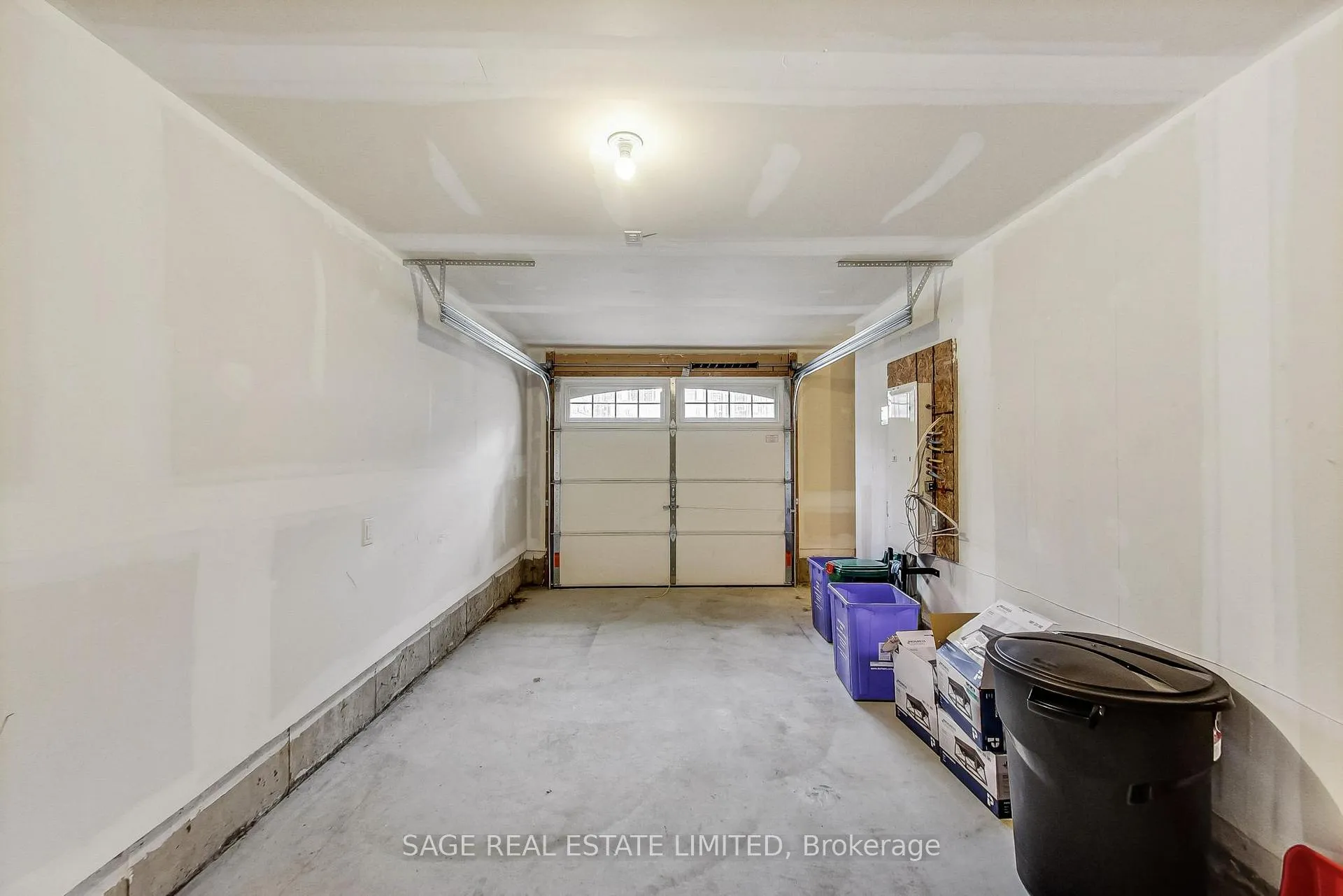 Photo 27 of 10 Goldeye Street, Whitby, Rural Whitby — HOMEH