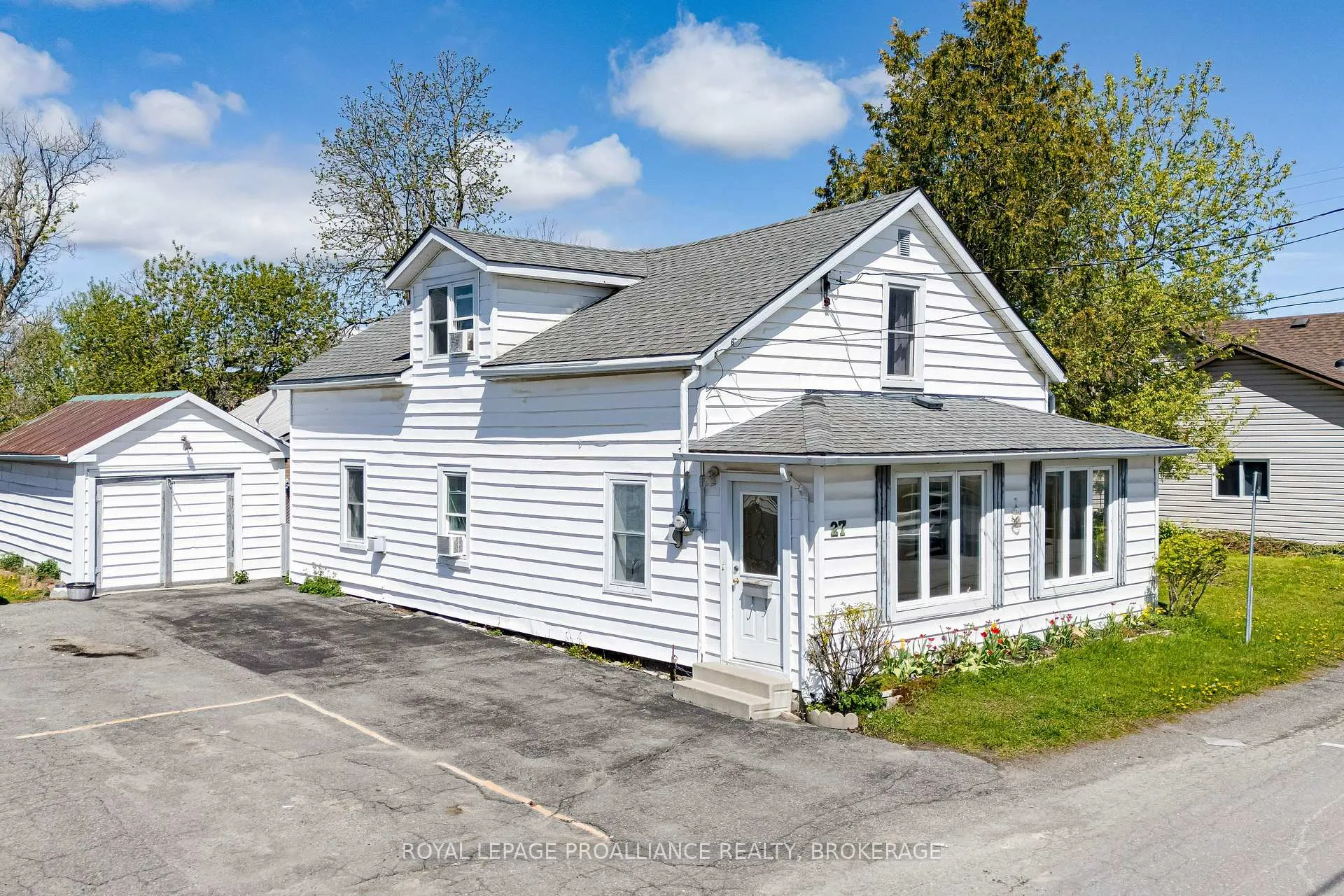 Photo 3 of 27 Centre Street, Loyalist, Odessa — HOMEH