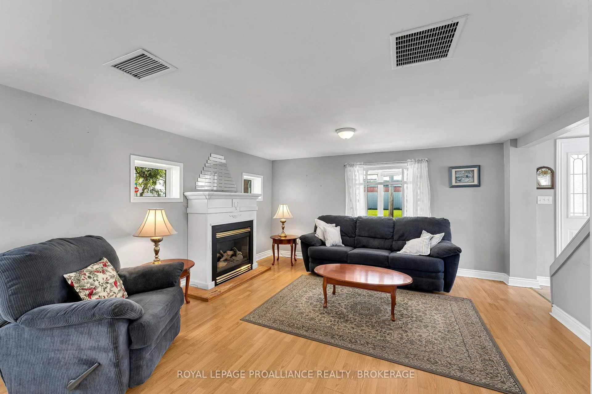 Photo 13 of 27 Centre Street, Loyalist, Odessa — HOMEH