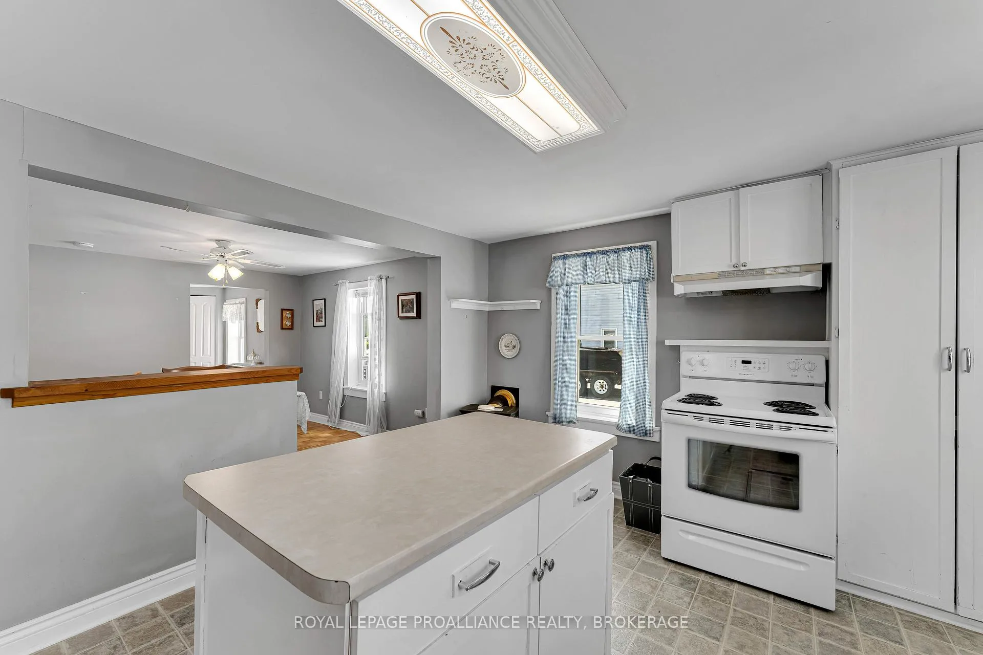 Photo 23 of 27 Centre Street, Loyalist, Odessa — HOMEH