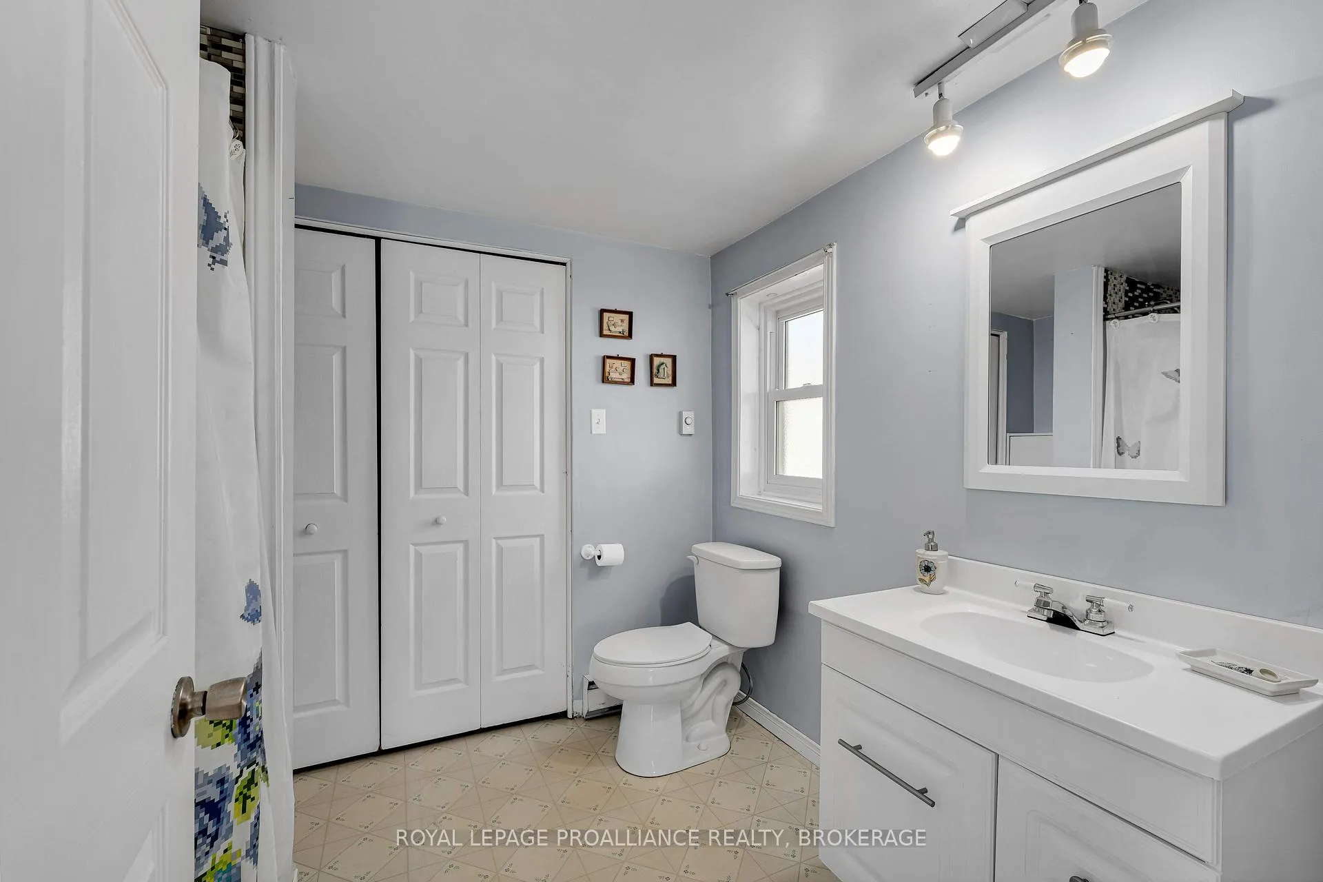 Photo 25 of 27 Centre Street, Loyalist, Odessa — HOMEH