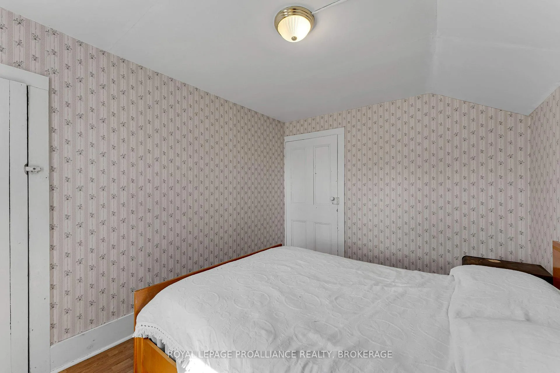 Photo 38 of 27 Centre Street, Loyalist, Odessa — HOMEH