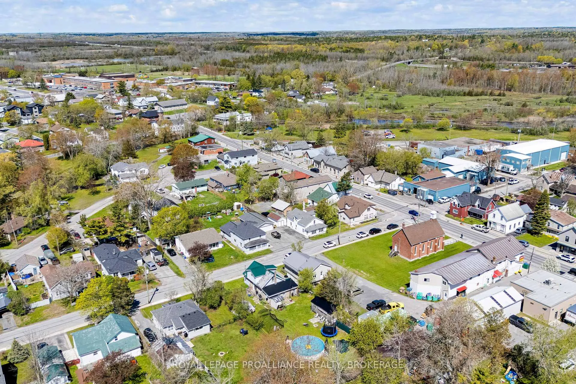 Photo 44 of 27 Centre Street, Loyalist, Odessa — HOMEH