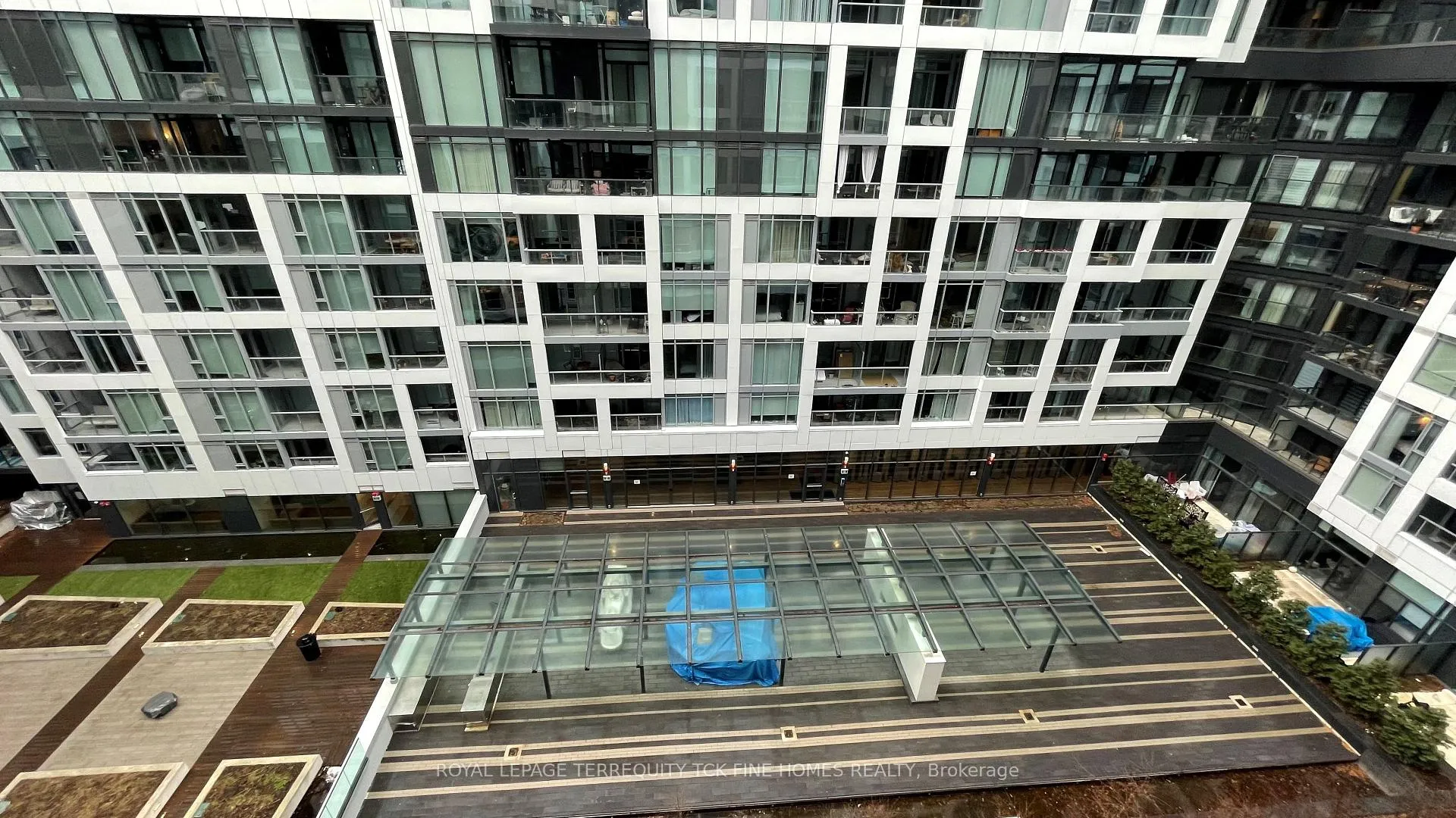 Photo 10 of Unit 816W, 27 Bathurst Street, Toronto, Waterfront Communities — HOMEH