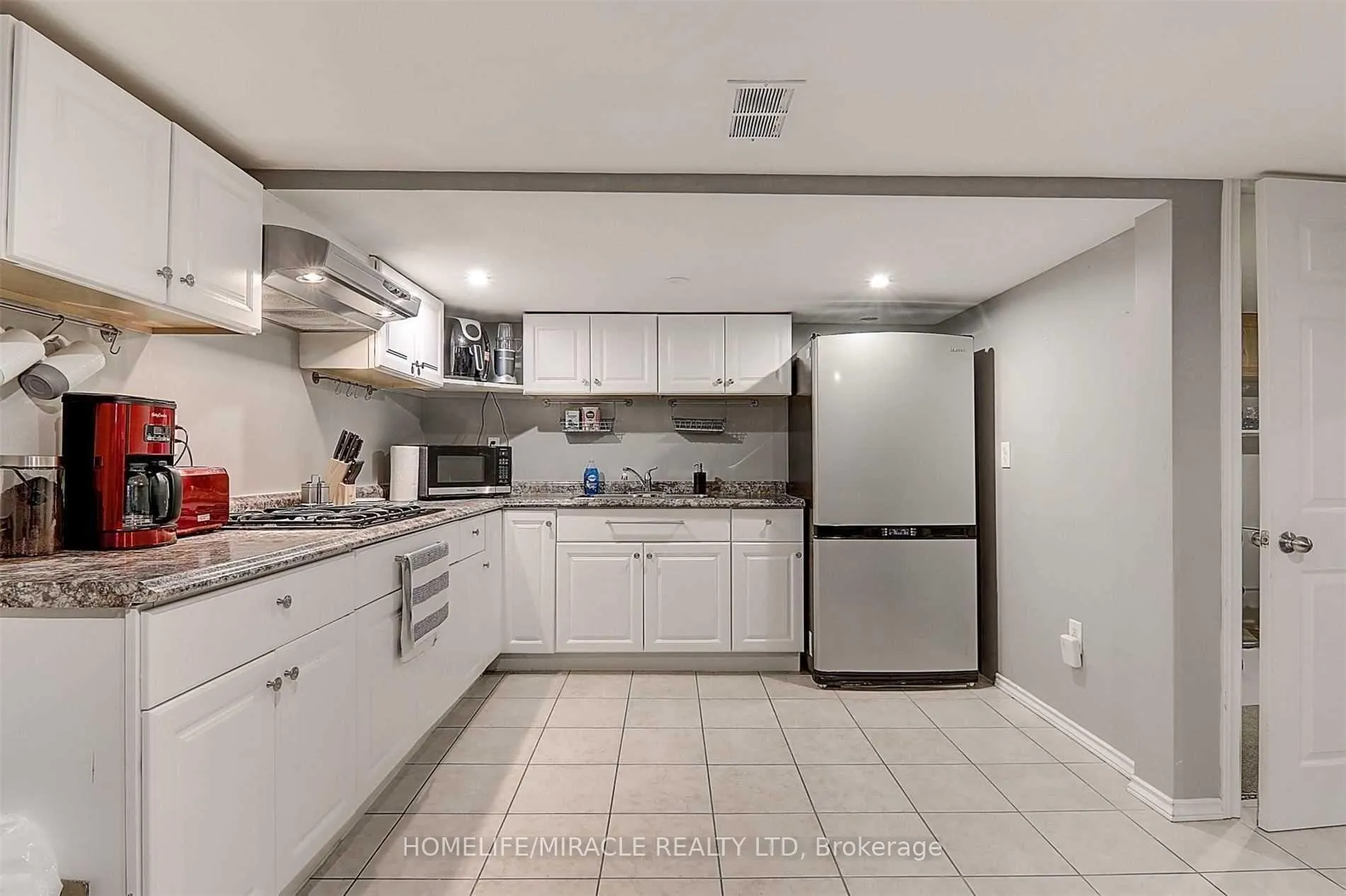 Photo 3 of Unit Basement, 28 Oceanpearl Crescent, Whitby, Blue Grass Meadows — HOMEH