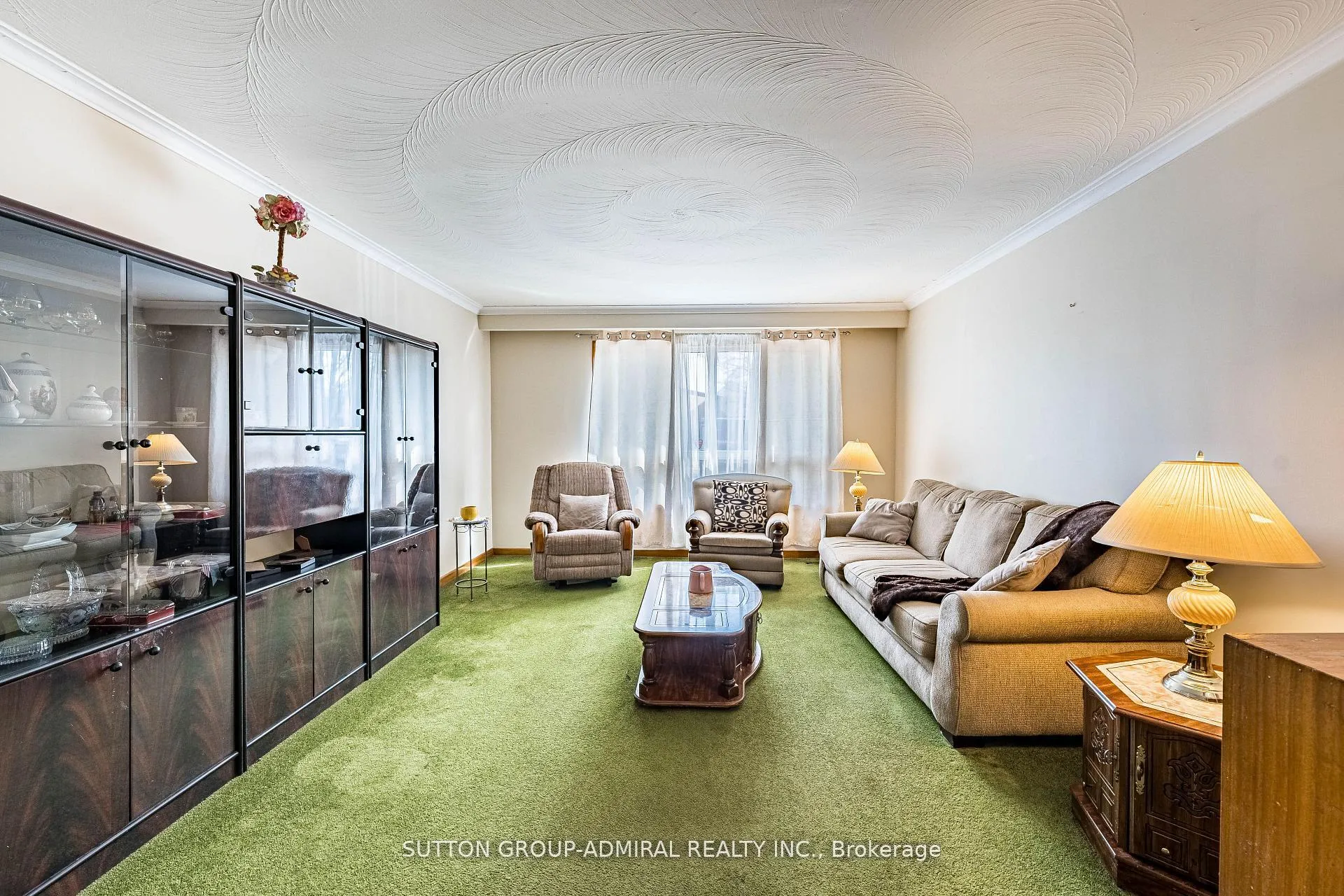 Photo 2 of 92 Redgrave Drive, Etobicoke, Willowridge-Martingrove-Richview — HOMEH