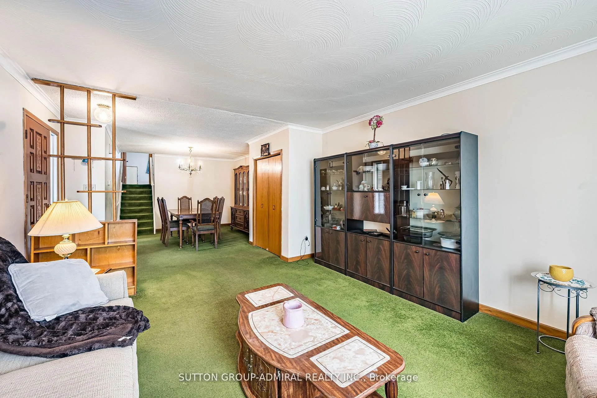 Photo 6 of 92 Redgrave Drive, Etobicoke, Willowridge-Martingrove-Richview — HOMEH