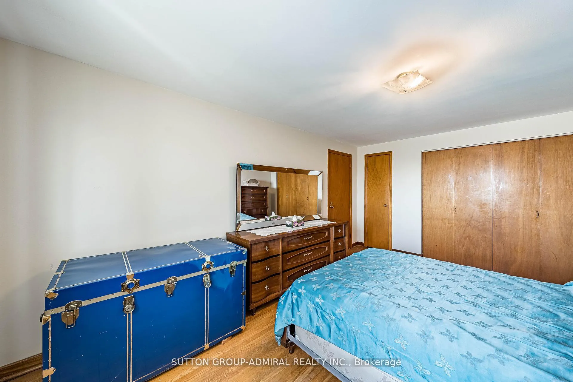 Photo 14 of 92 Redgrave Drive, Etobicoke, Willowridge-Martingrove-Richview — HOMEH
