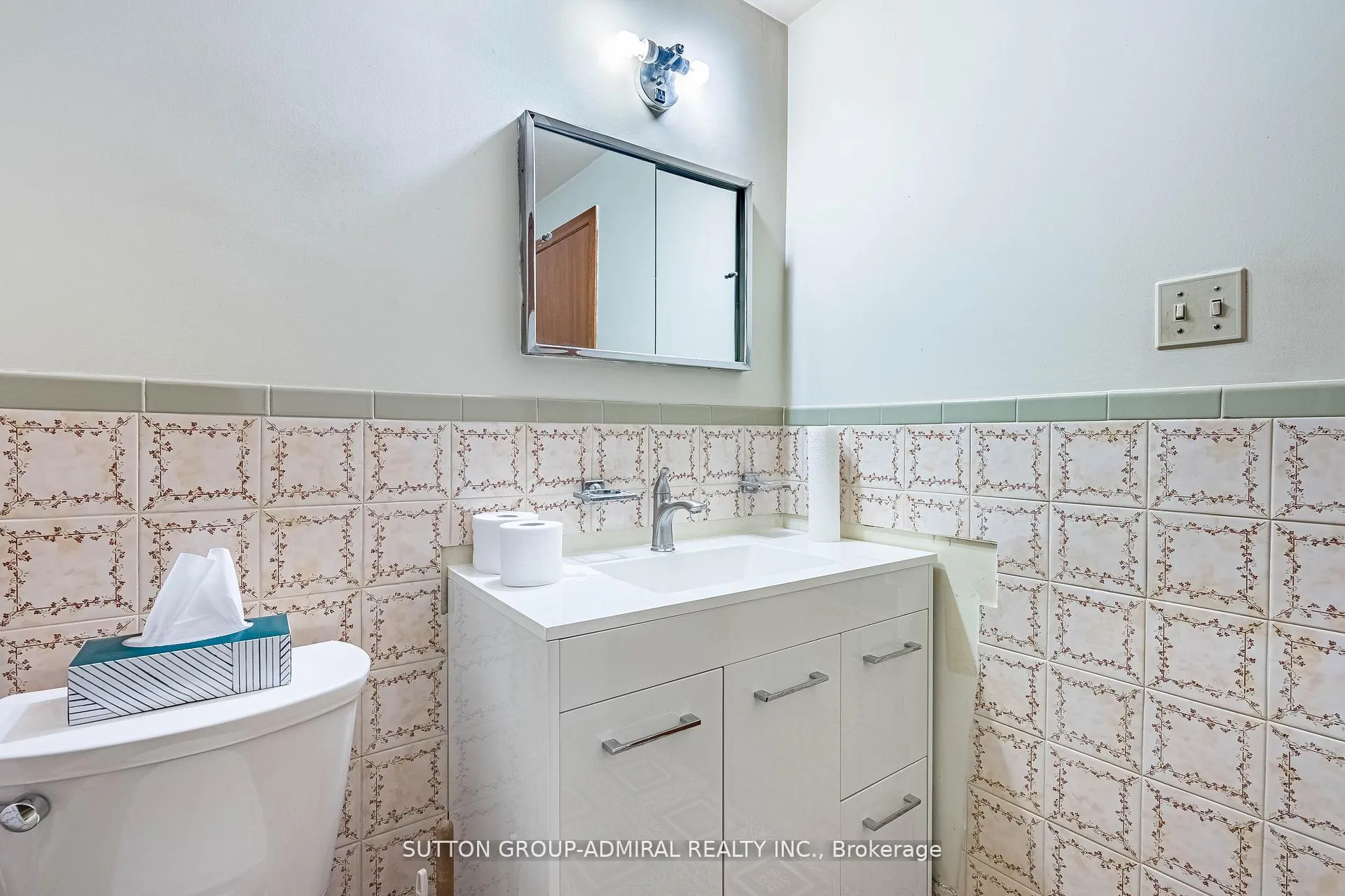 Photo 20 of 92 Redgrave Drive, Etobicoke, Willowridge-Martingrove-Richview — HOMEH