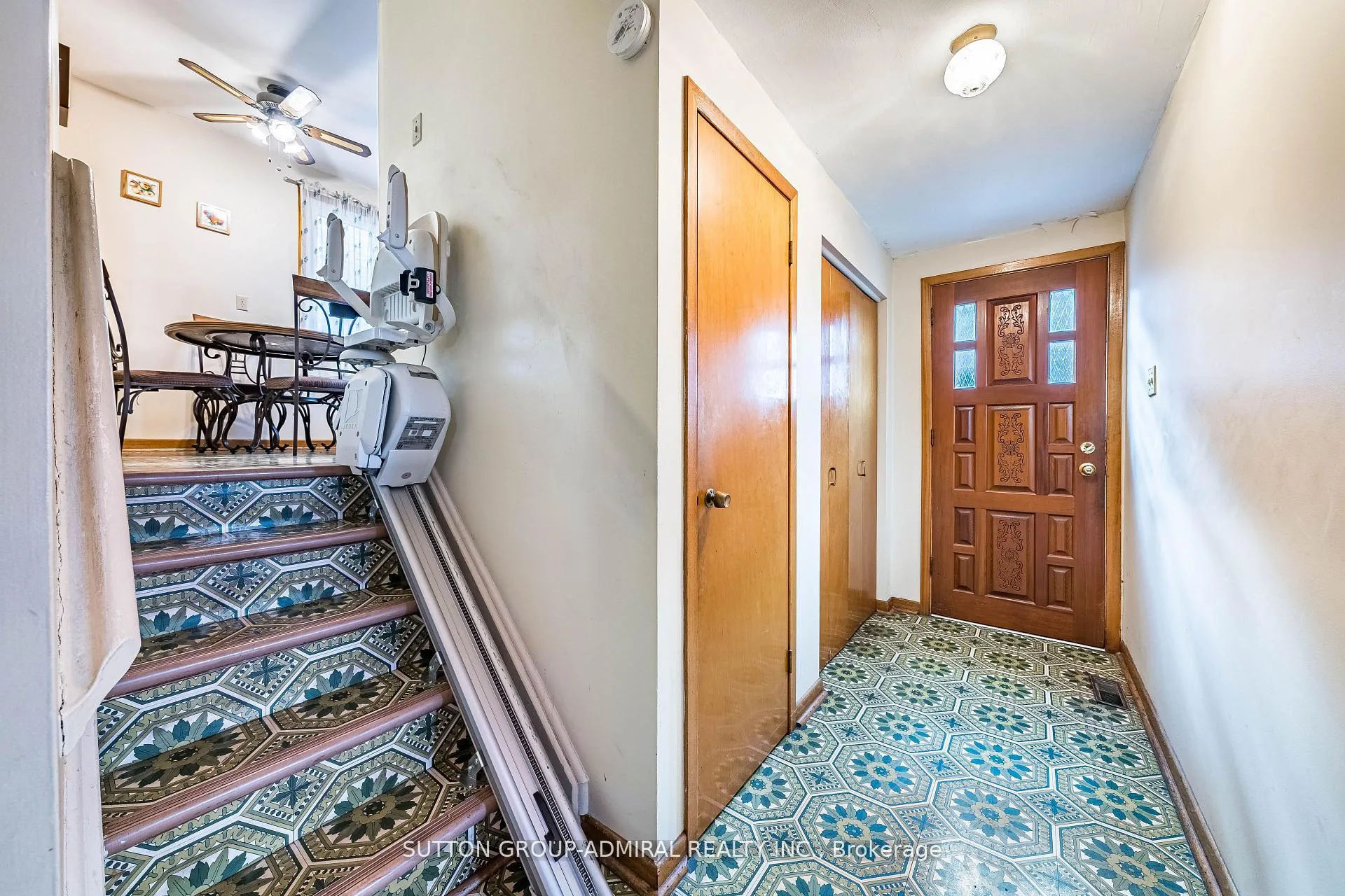 Photo 27 of 92 Redgrave Drive, Etobicoke, Willowridge-Martingrove-Richview — HOMEH