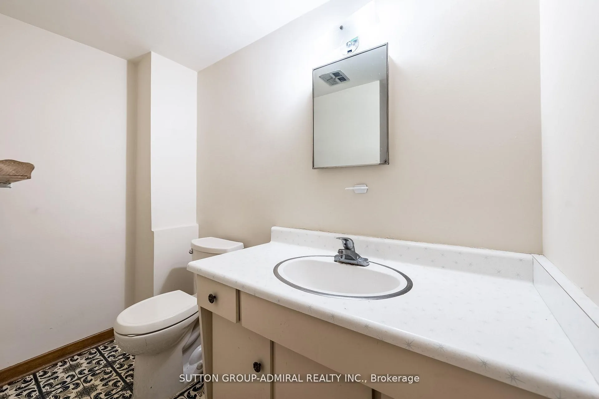 Photo 34 of 92 Redgrave Drive, Etobicoke, Willowridge-Martingrove-Richview — HOMEH
