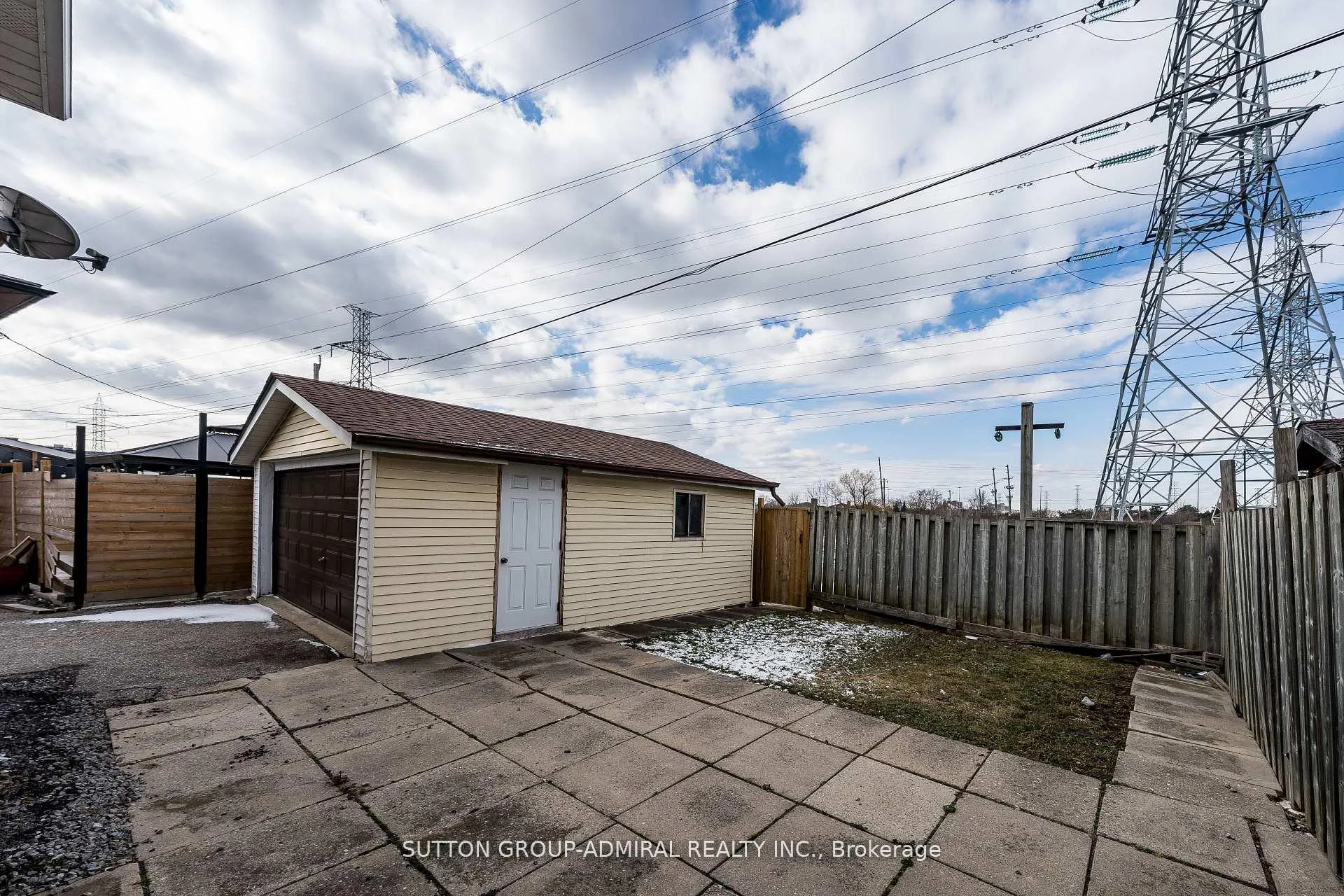 Photo 36 of 92 Redgrave Drive, Etobicoke, Willowridge-Martingrove-Richview — HOMEH