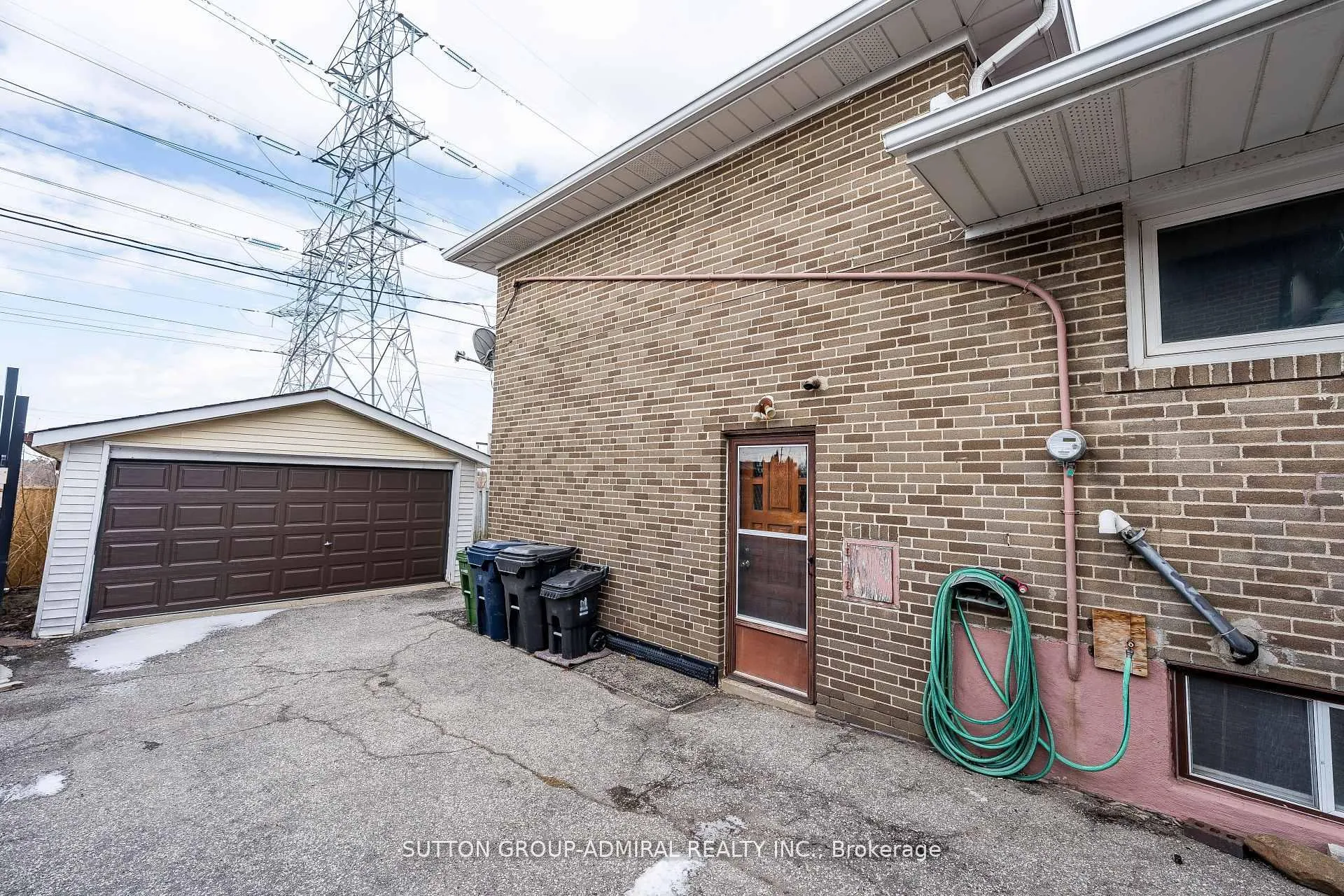 Photo 38 of 92 Redgrave Drive, Etobicoke, Willowridge-Martingrove-Richview — HOMEH