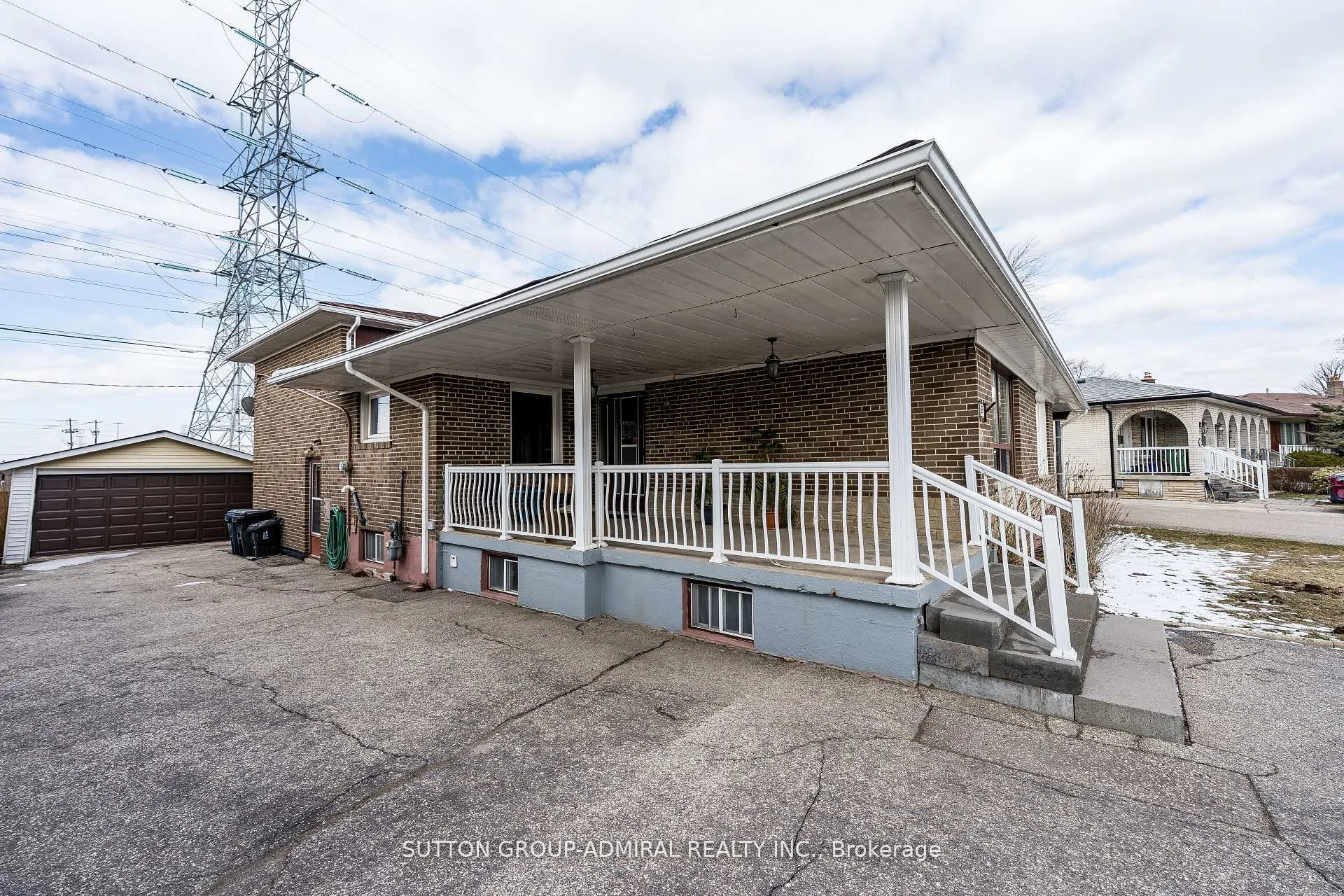 Photo 39 of 92 Redgrave Drive, Etobicoke, Willowridge-Martingrove-Richview — HOMEH