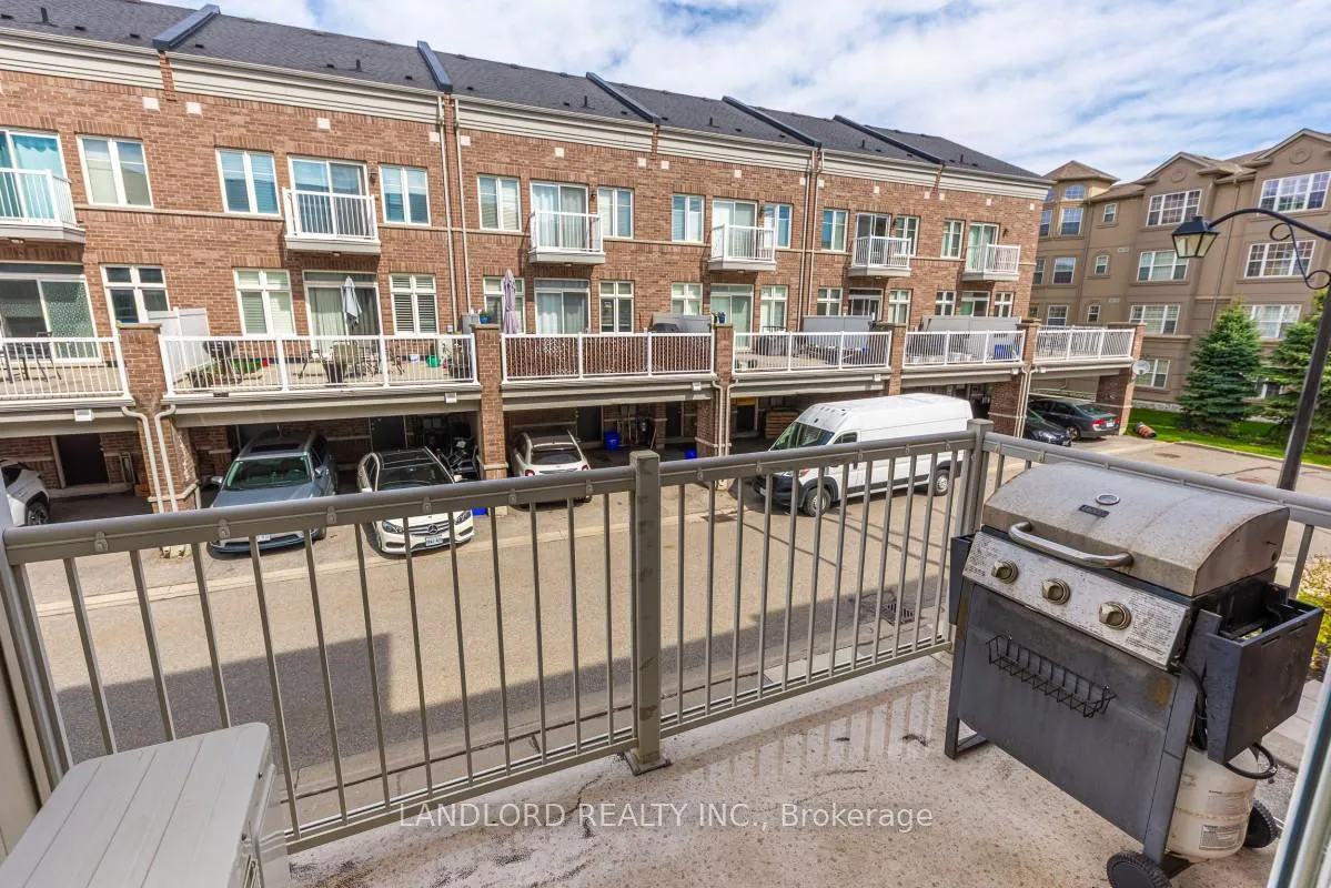 Photo 3 of Unit 50, 165 Hampshire Way, Milton, Dempsey — HOMEH