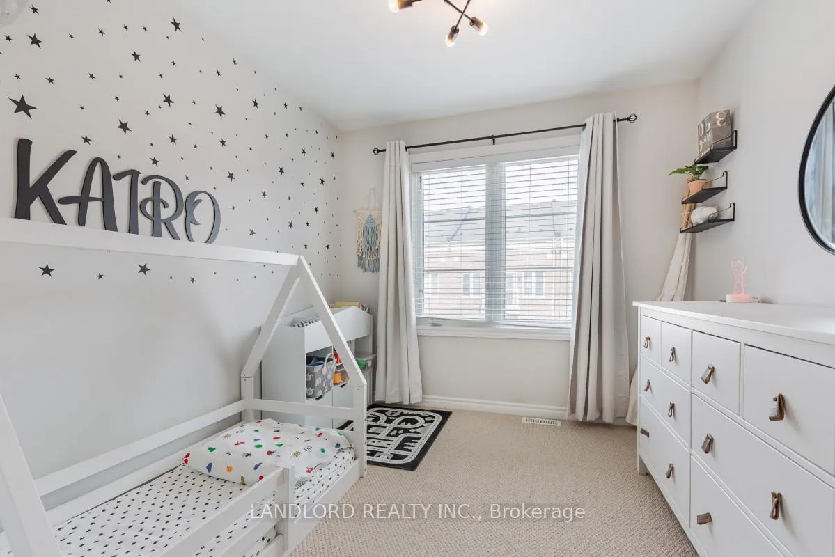 Photo 12 of Unit 50, 165 Hampshire Way, Milton, Dempsey — HOMEH