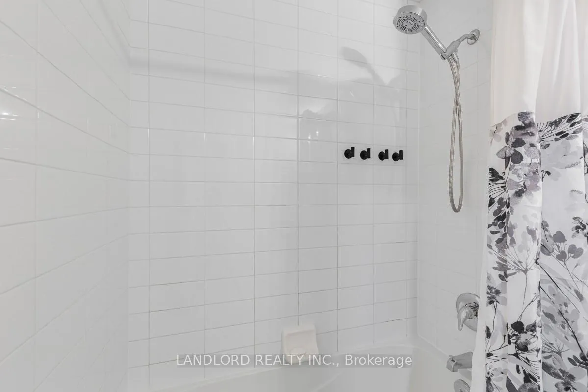 Photo 16 of Unit 50, 165 Hampshire Way, Milton, Dempsey — HOMEH