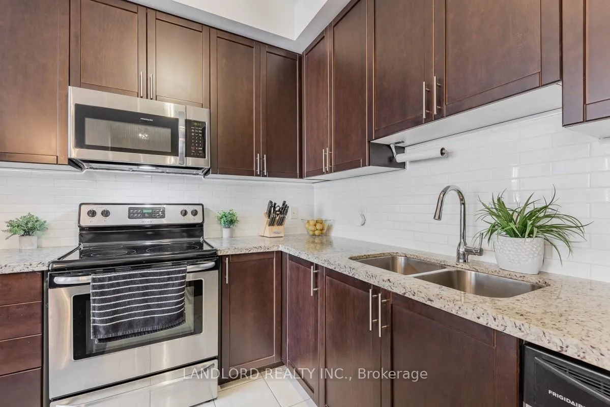 Photo 28 of Unit 50, 165 Hampshire Way, Milton, Dempsey — HOMEH