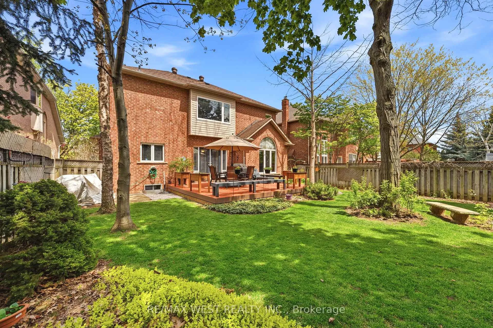 Photo 2 of 2180 North Ridge Trail, Oakville, Joshua Creek — HOMEH