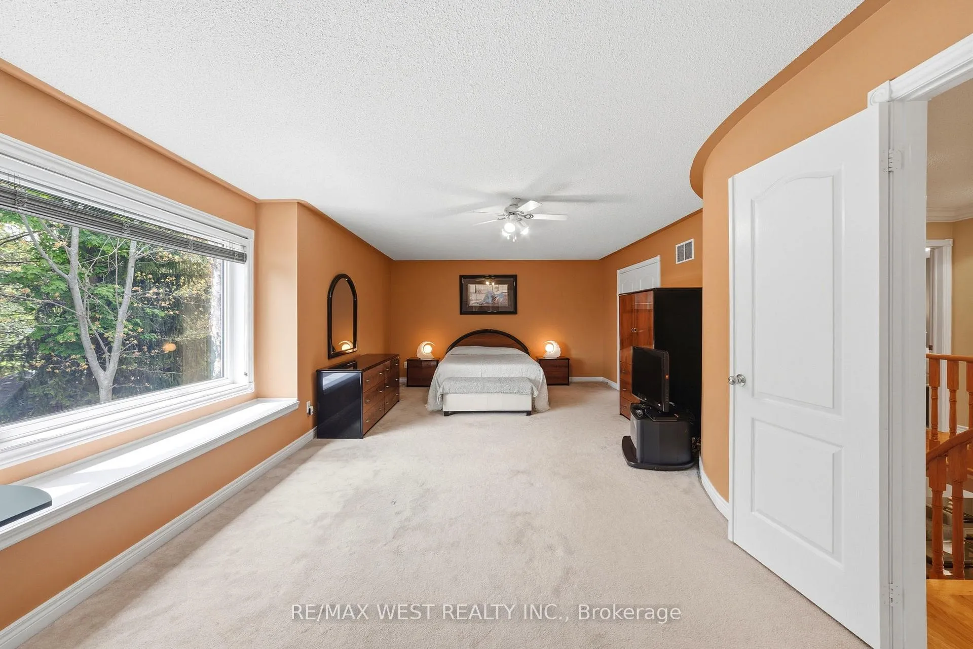 Photo 10 of 2180 North Ridge Trail, Oakville, Joshua Creek — HOMEH