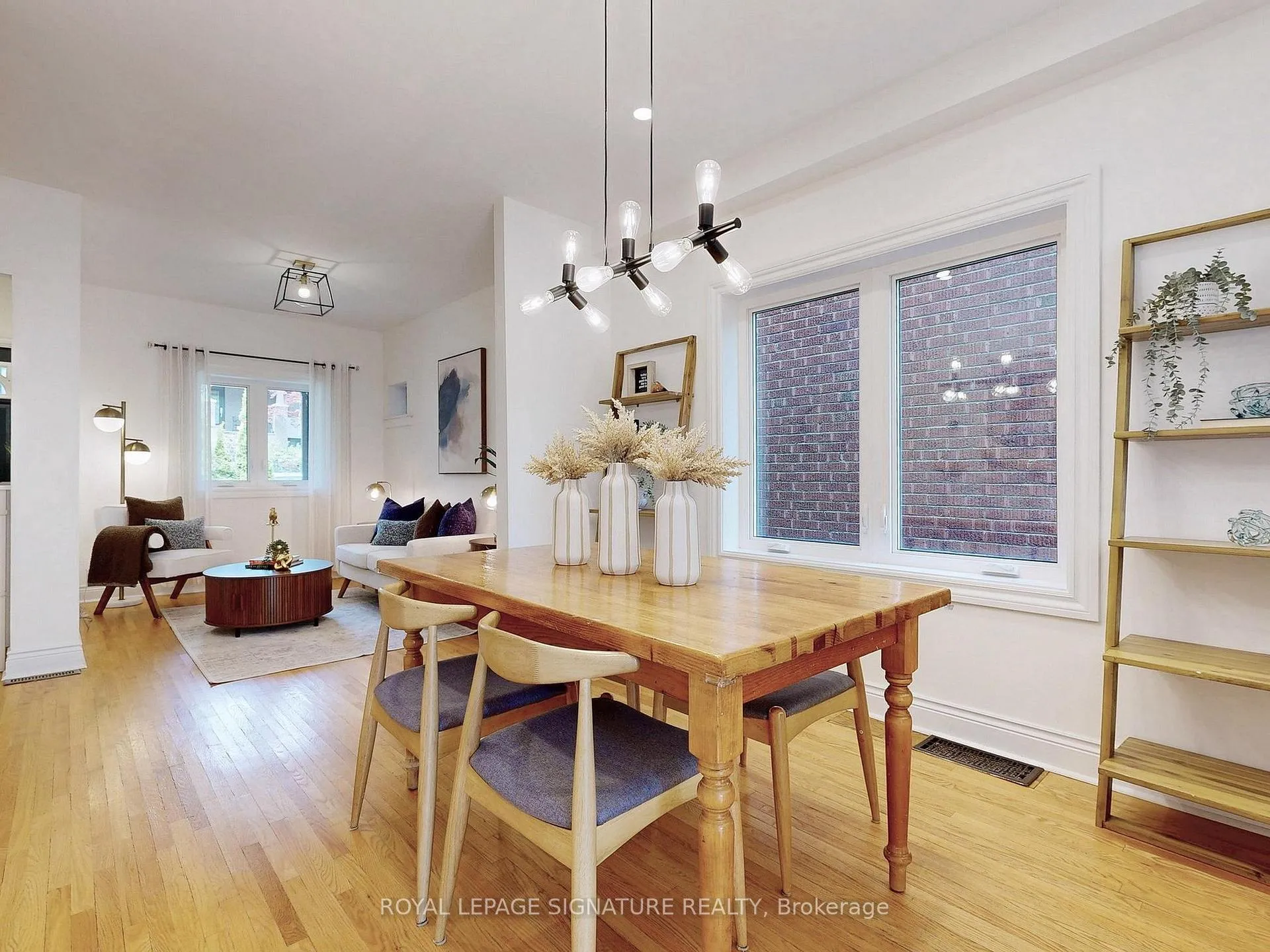 Photo 8 of 117 Burgess Avenue, Toronto, East End-Danforth — HOMEH