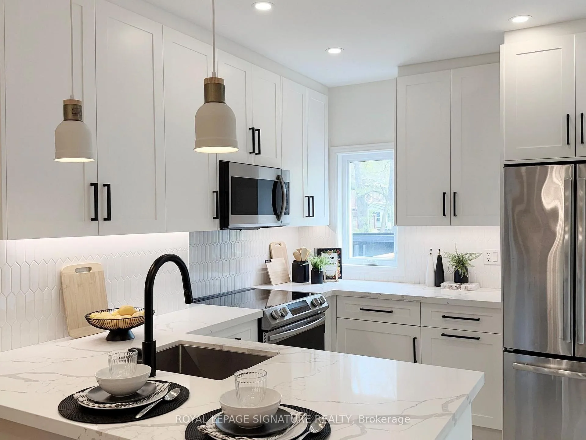 Photo 13 of 117 Burgess Avenue, Toronto, East End-Danforth — HOMEH