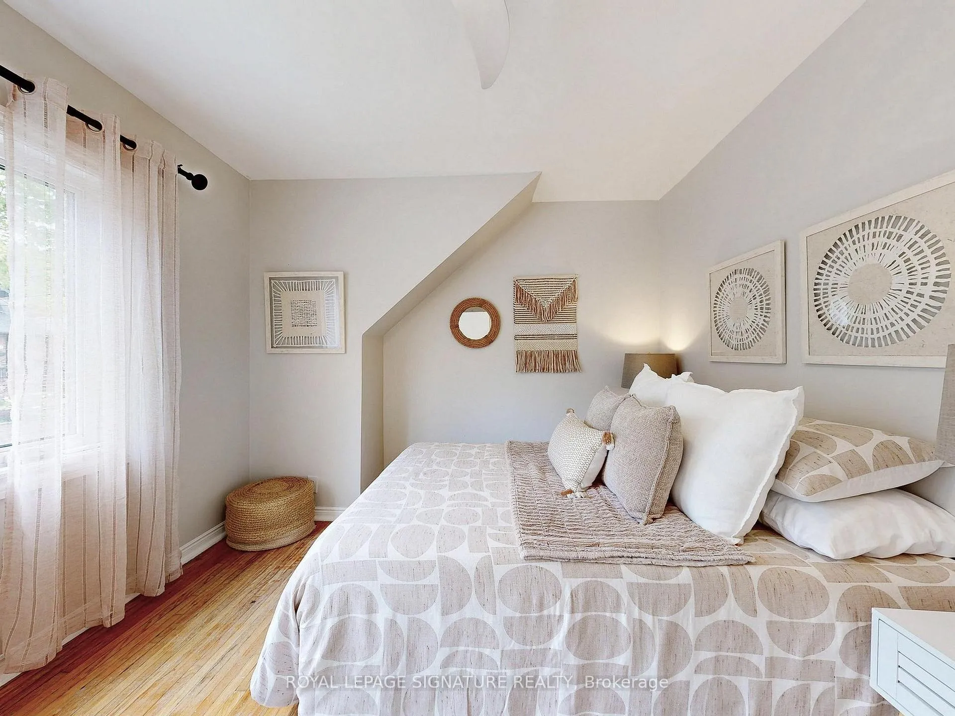 Photo 15 of 117 Burgess Avenue, Toronto, East End-Danforth — HOMEH