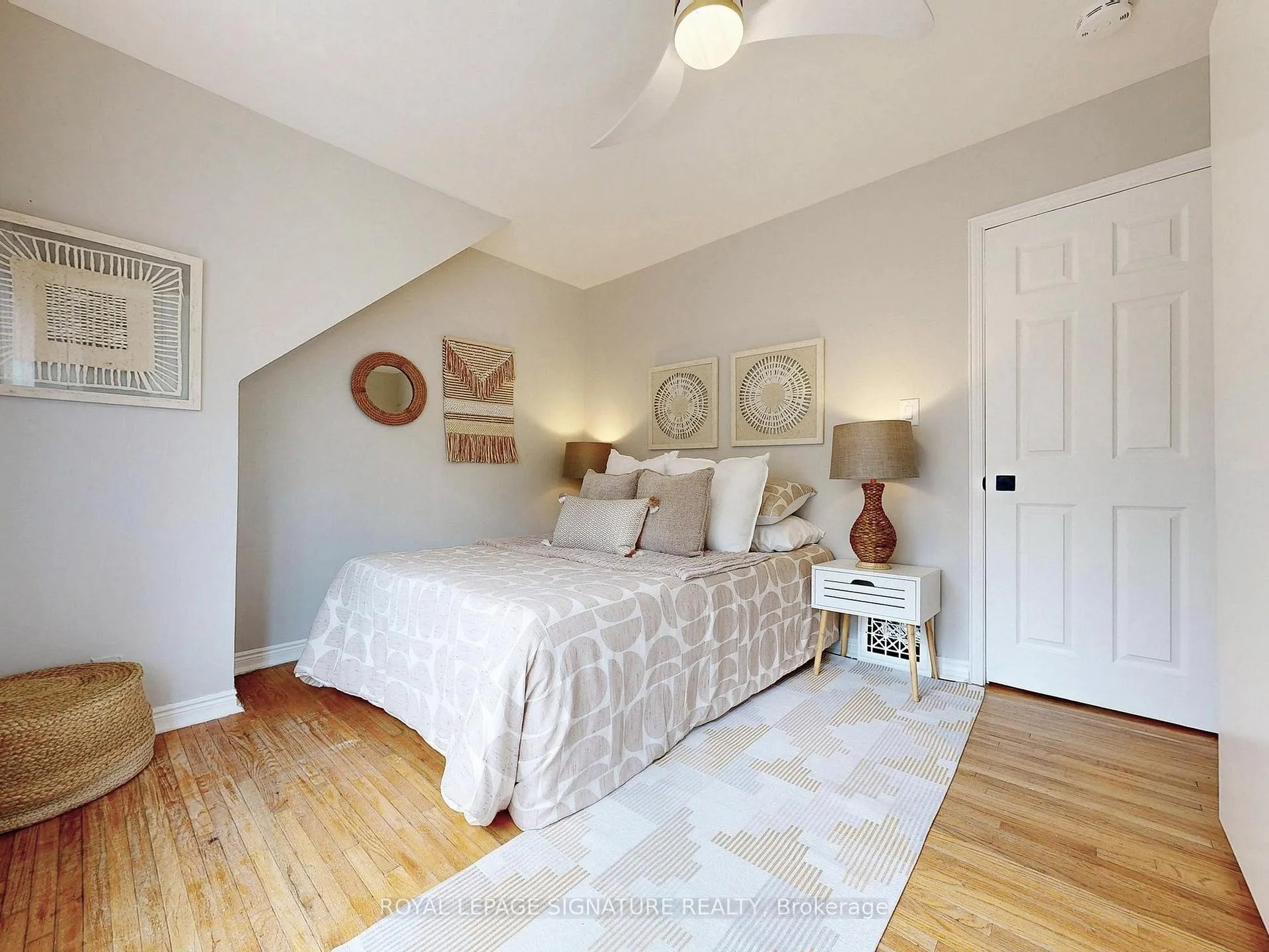 Photo 16 of 117 Burgess Avenue, Toronto, East End-Danforth — HOMEH