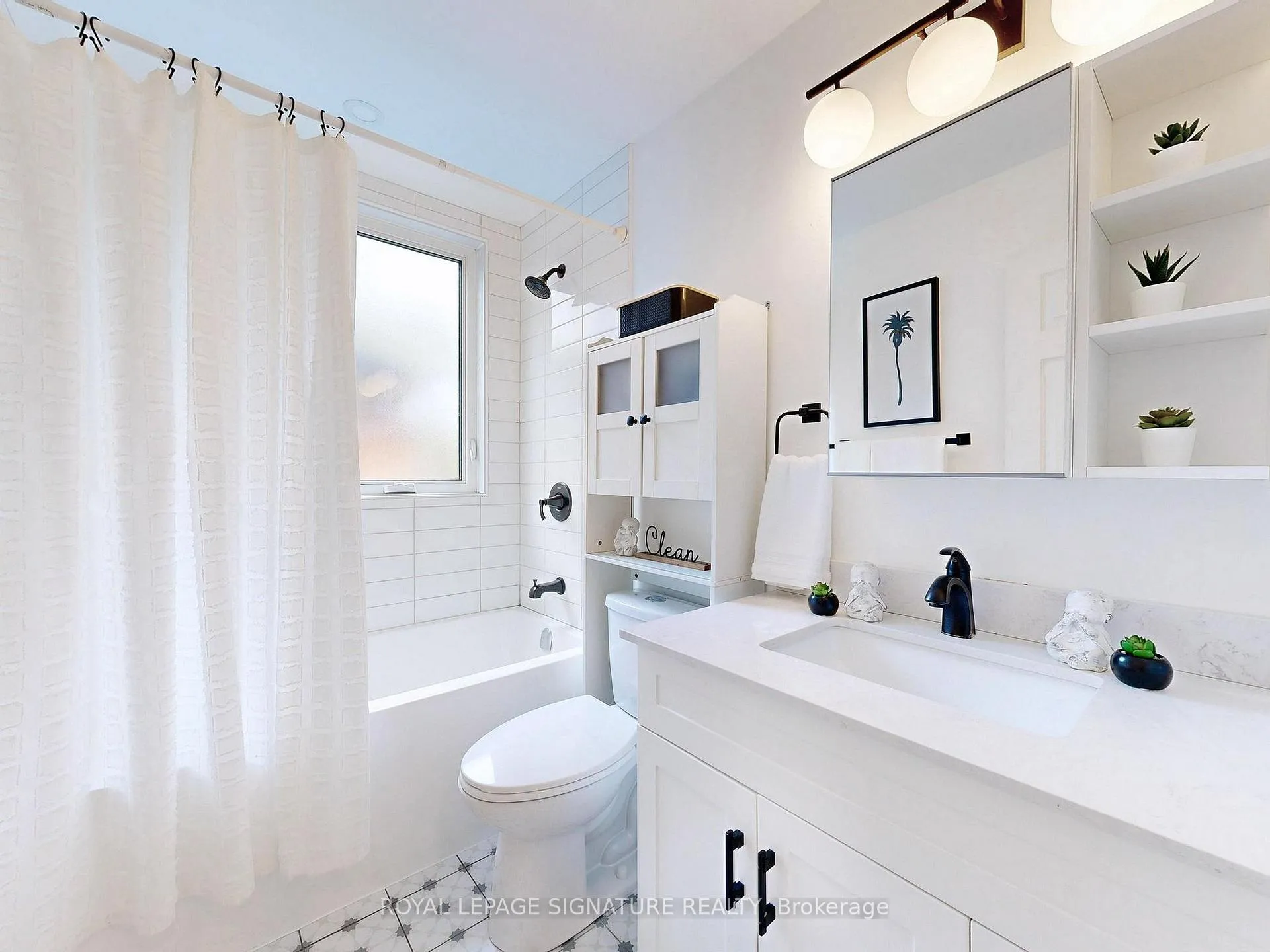 Photo 24 of 117 Burgess Avenue, Toronto, East End-Danforth — HOMEH