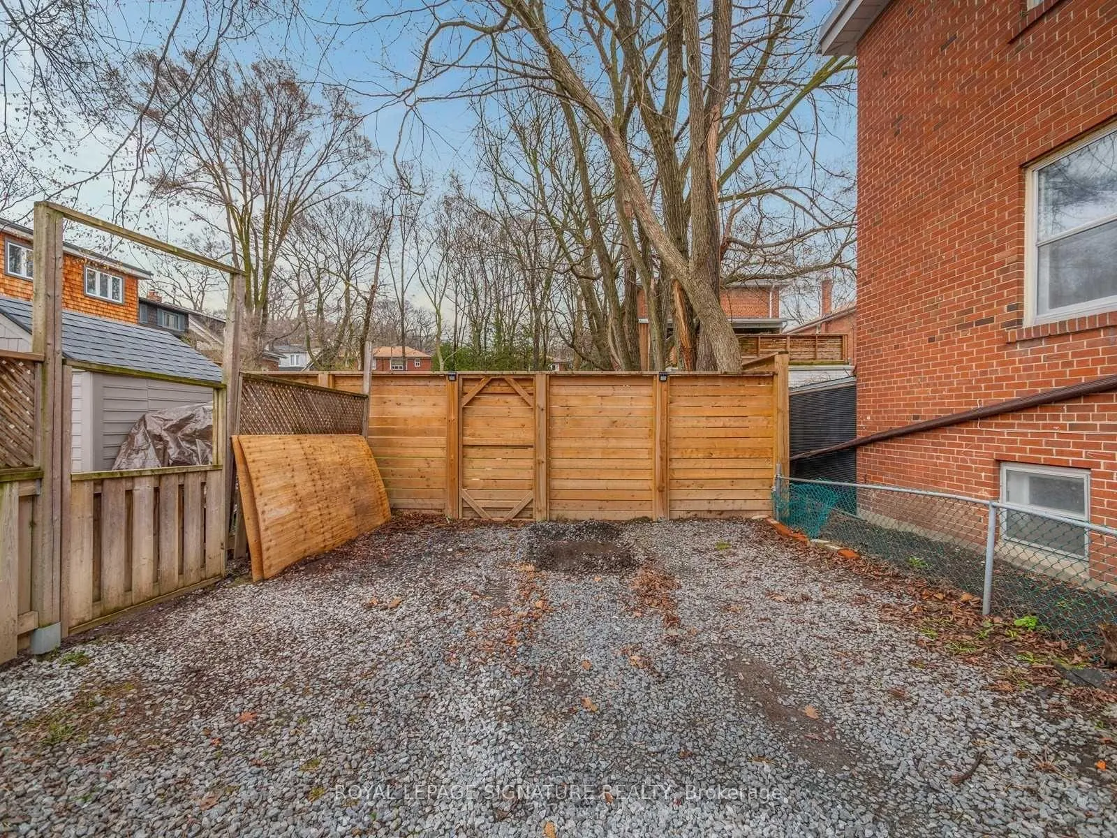 Photo 39 of 117 Burgess Avenue, Toronto, East End-Danforth — HOMEH
