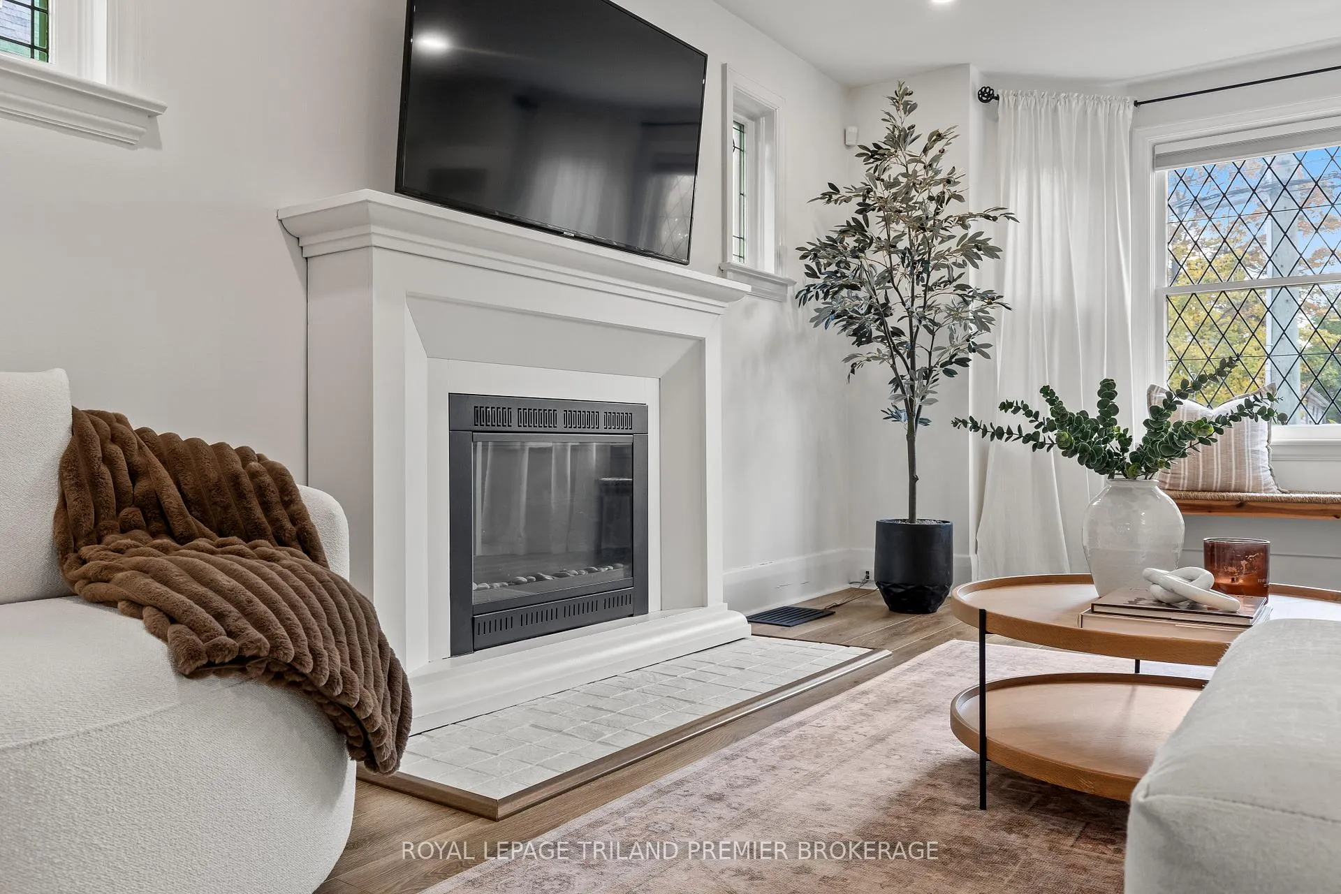 Photo 6 of 22 Briscoe Street E, London, South F — HOMEH